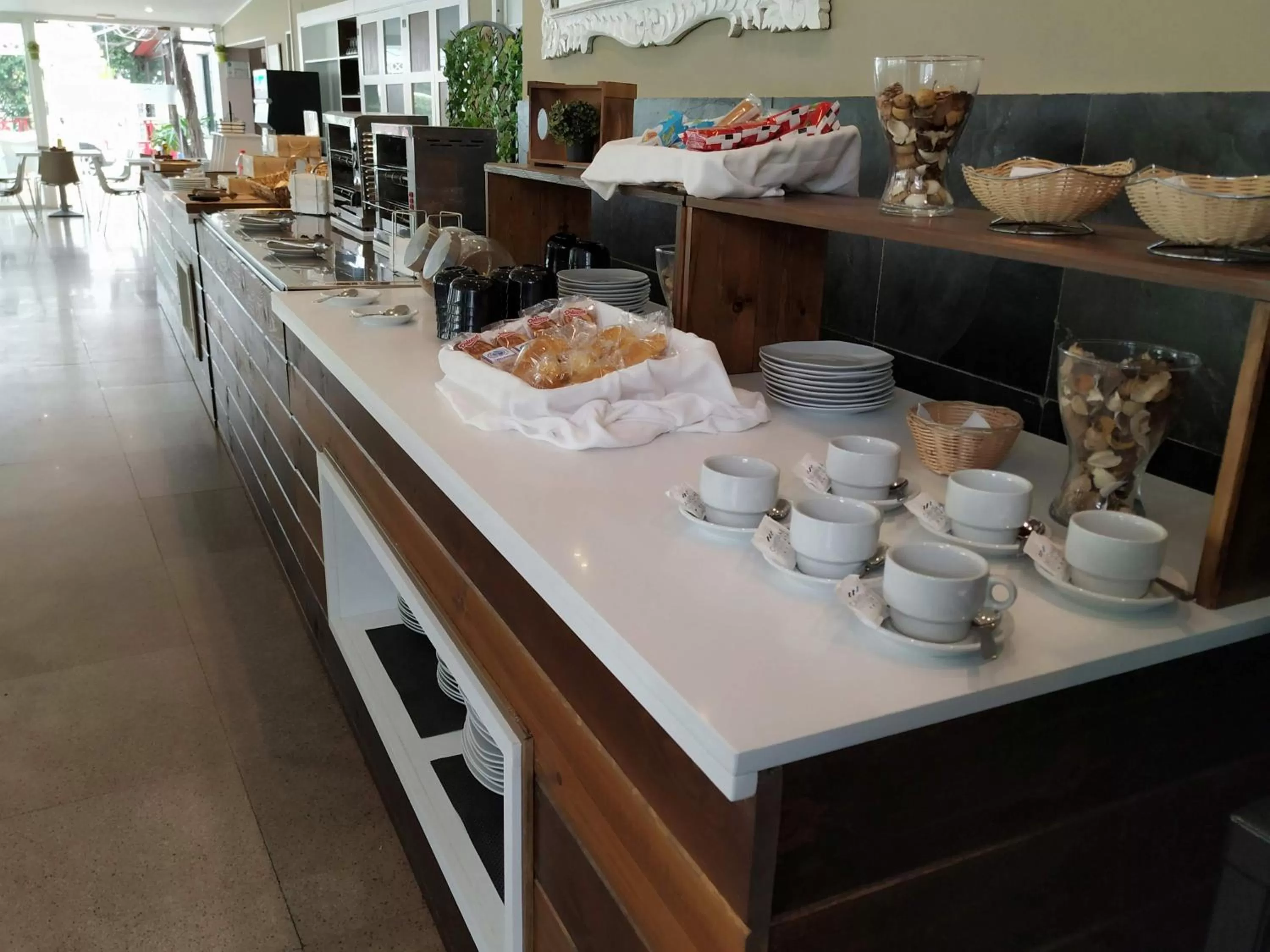 Buffet breakfast in Campomar Playa