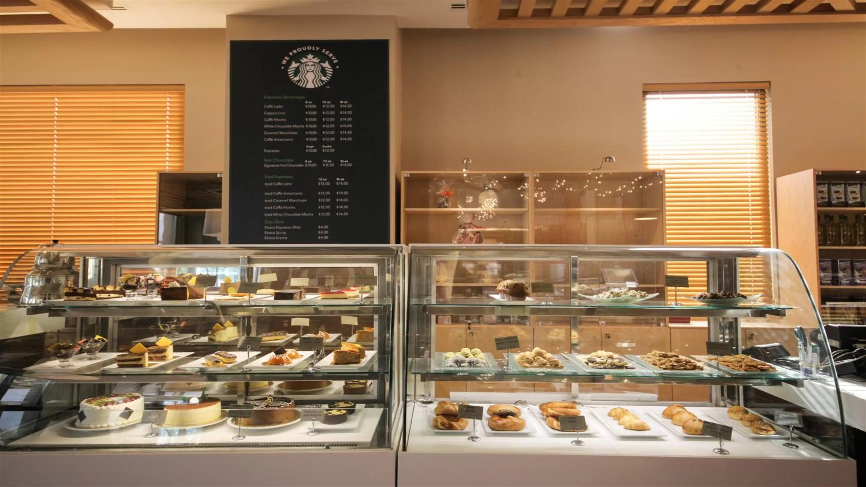 Restaurant/places to eat in Nova Plaza Prime Hotel