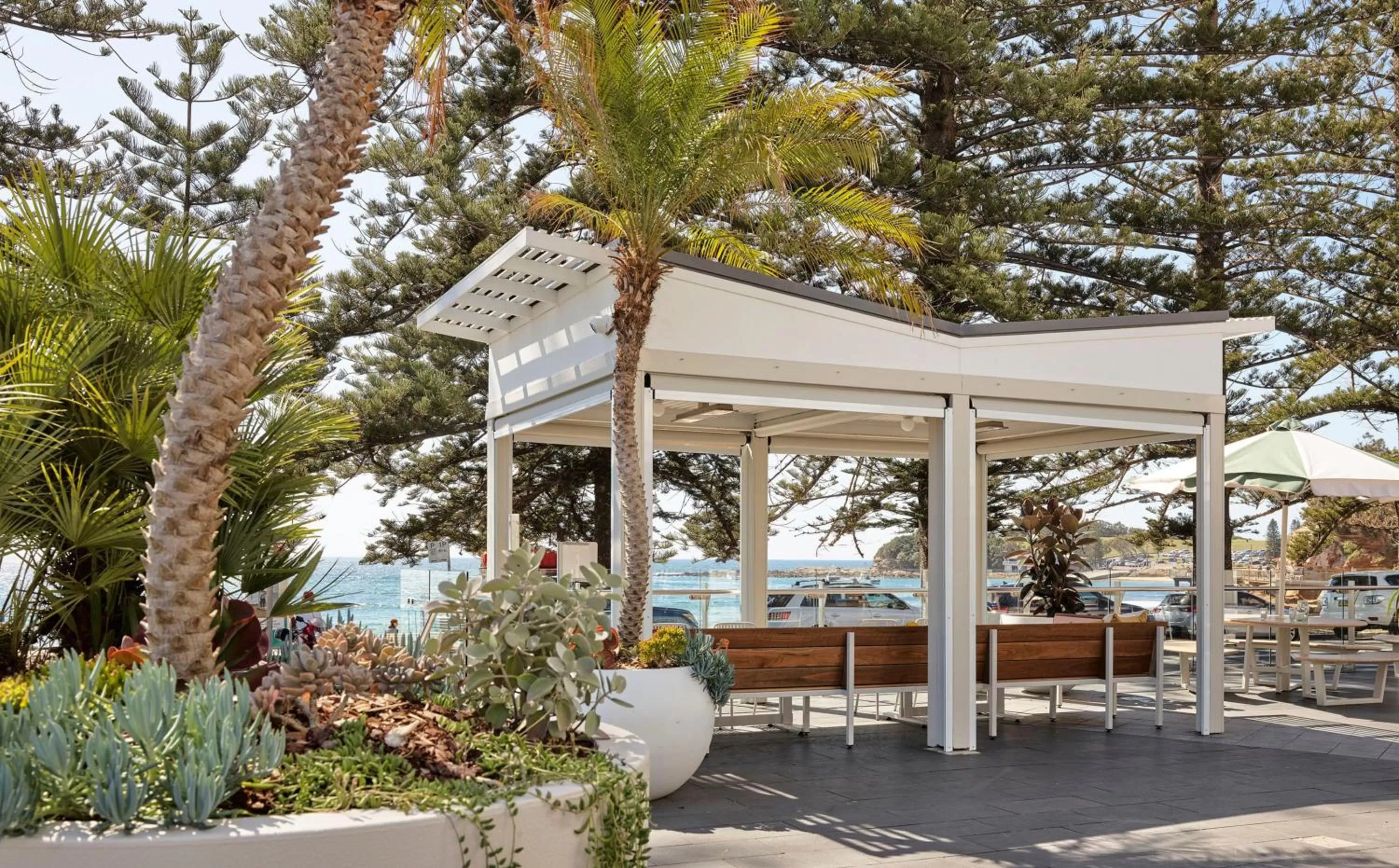 Restaurant/places to eat in Crowne Plaza Terrigal Pacific by IHG