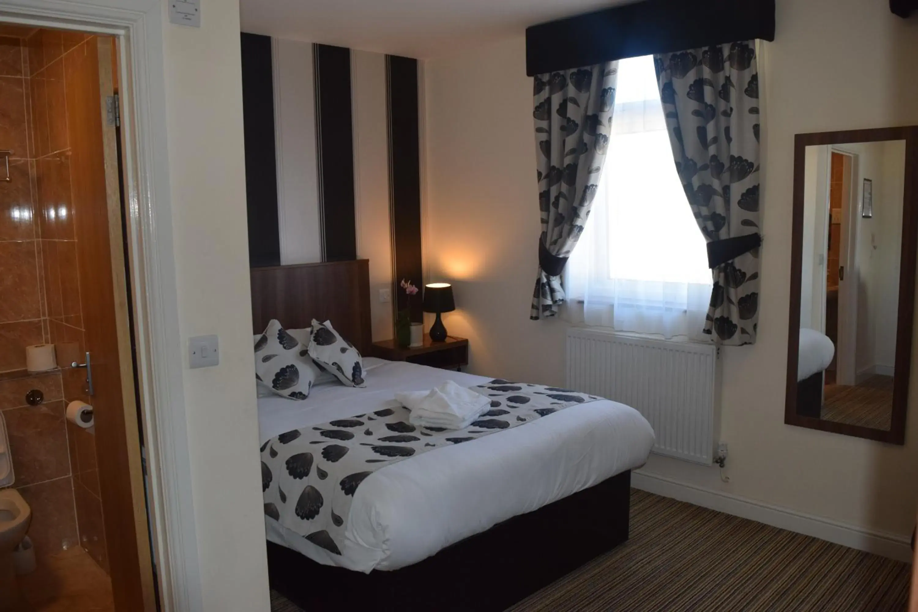 Double Room in OYO Star Anglia Hotel Double Room in OYO Star Anglia Hotel