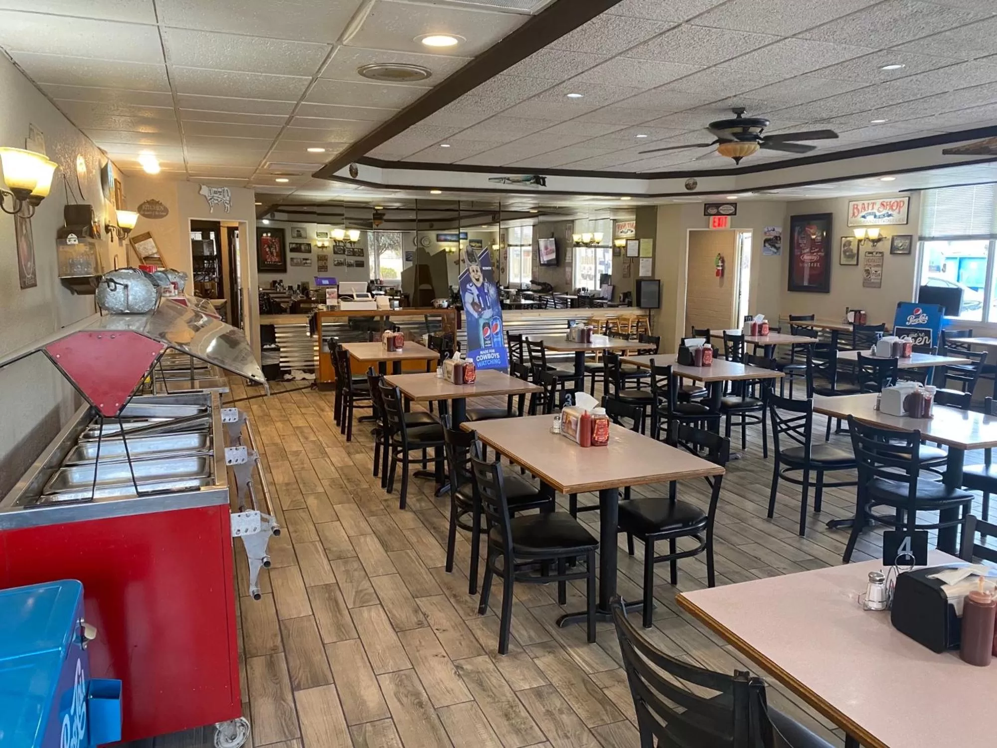 Restaurant/places to eat in Ramada by Wyndham Enid