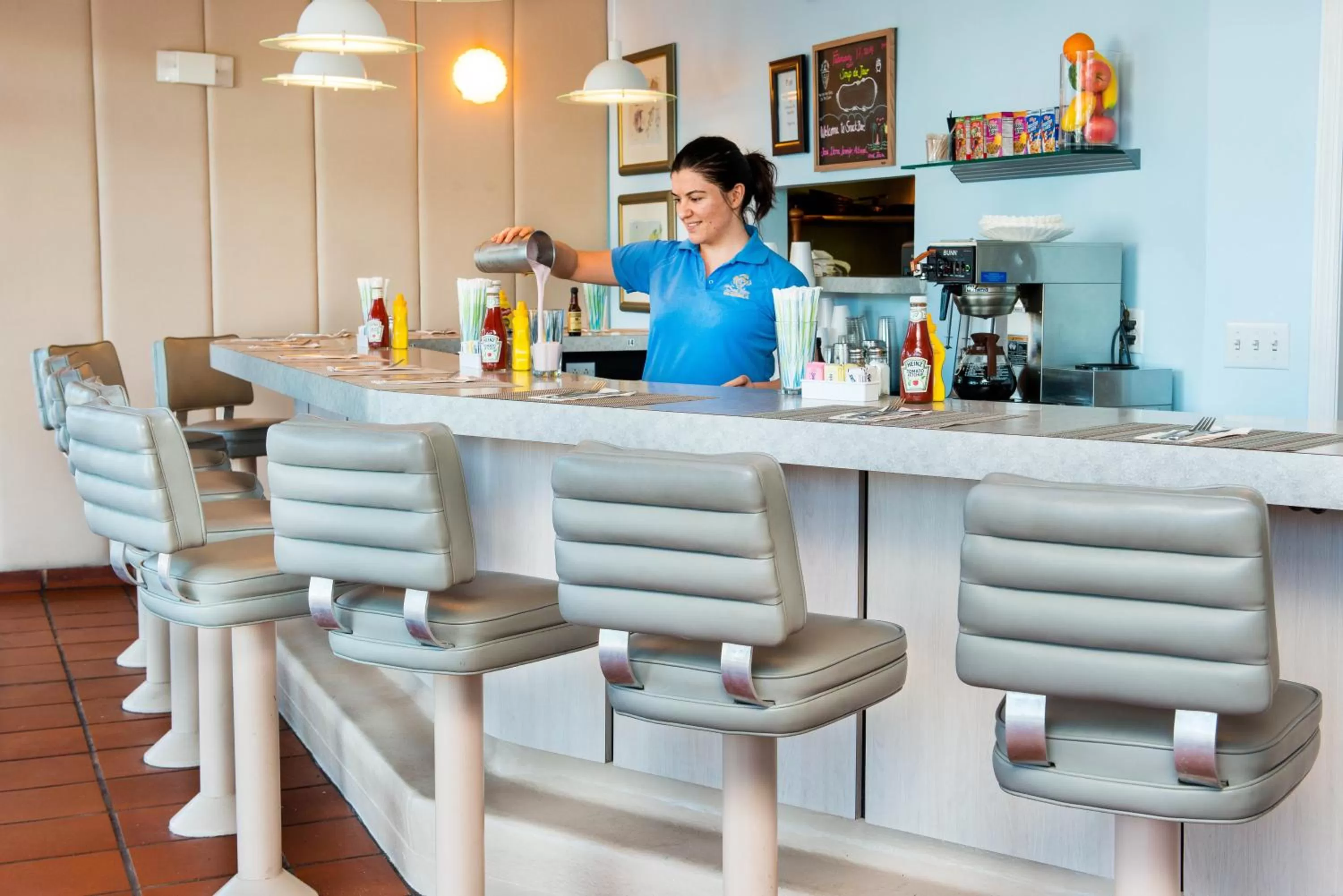 Lounge or bar in Sea View Hotel