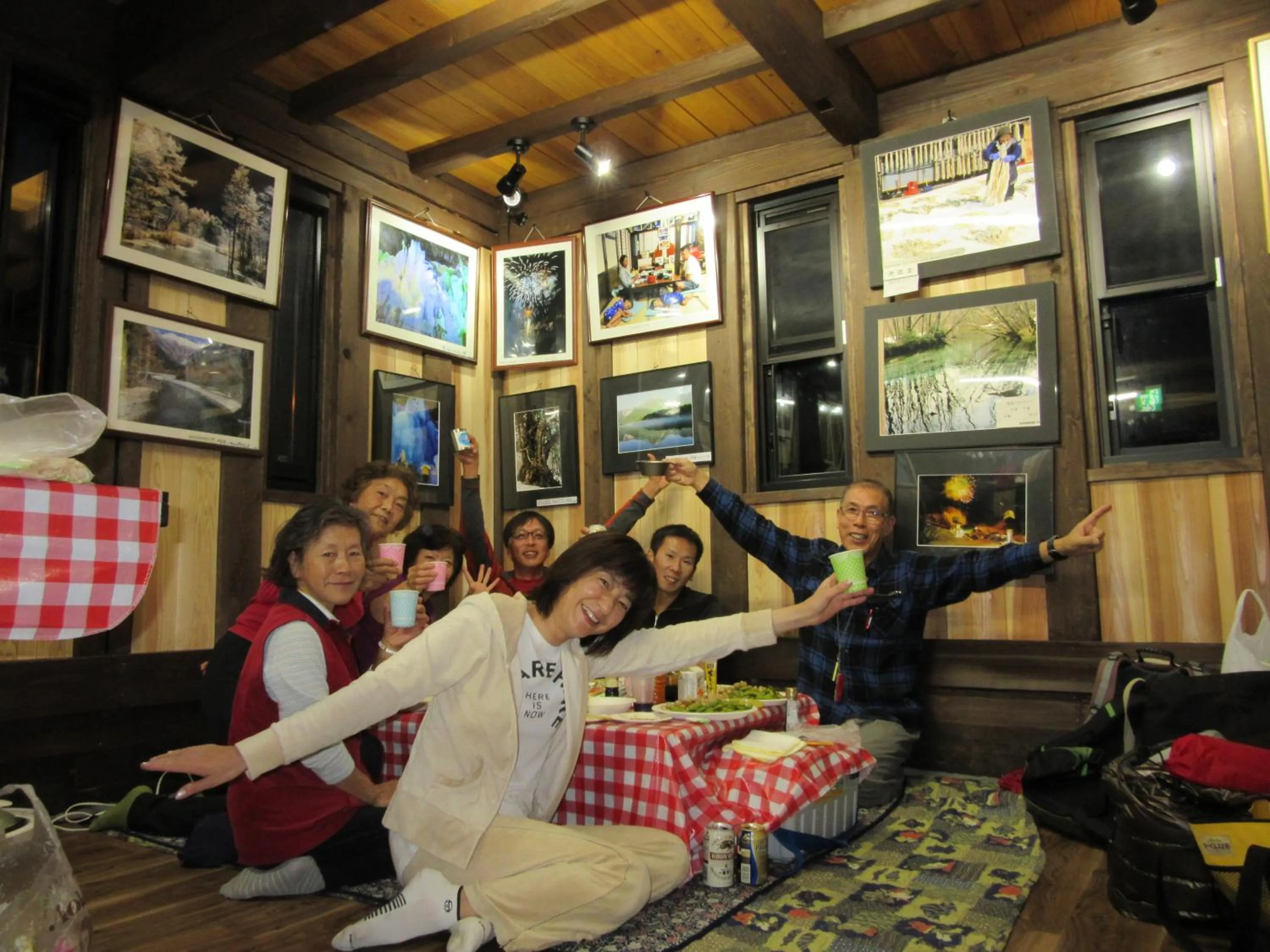 group of guests in Tsuyukusa