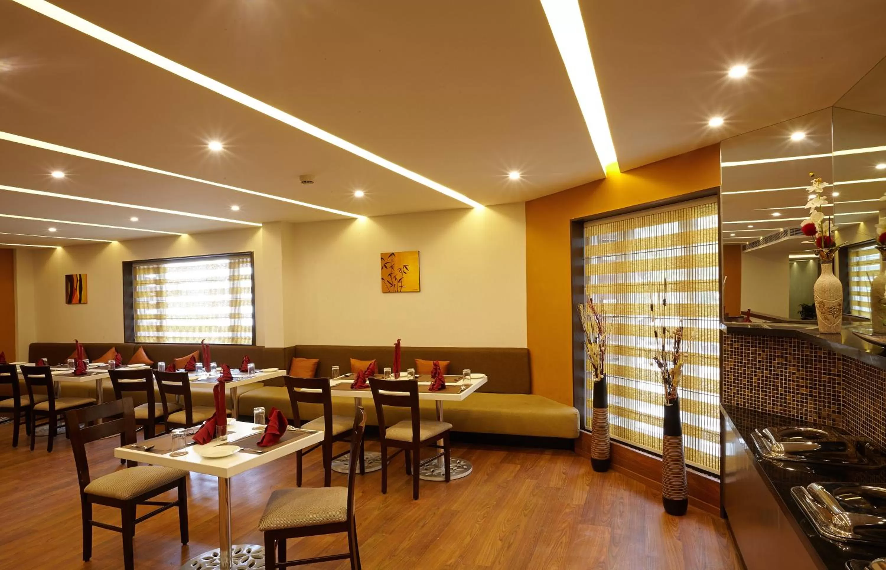 Restaurant/places to eat in Golden Fruits Business Suites
