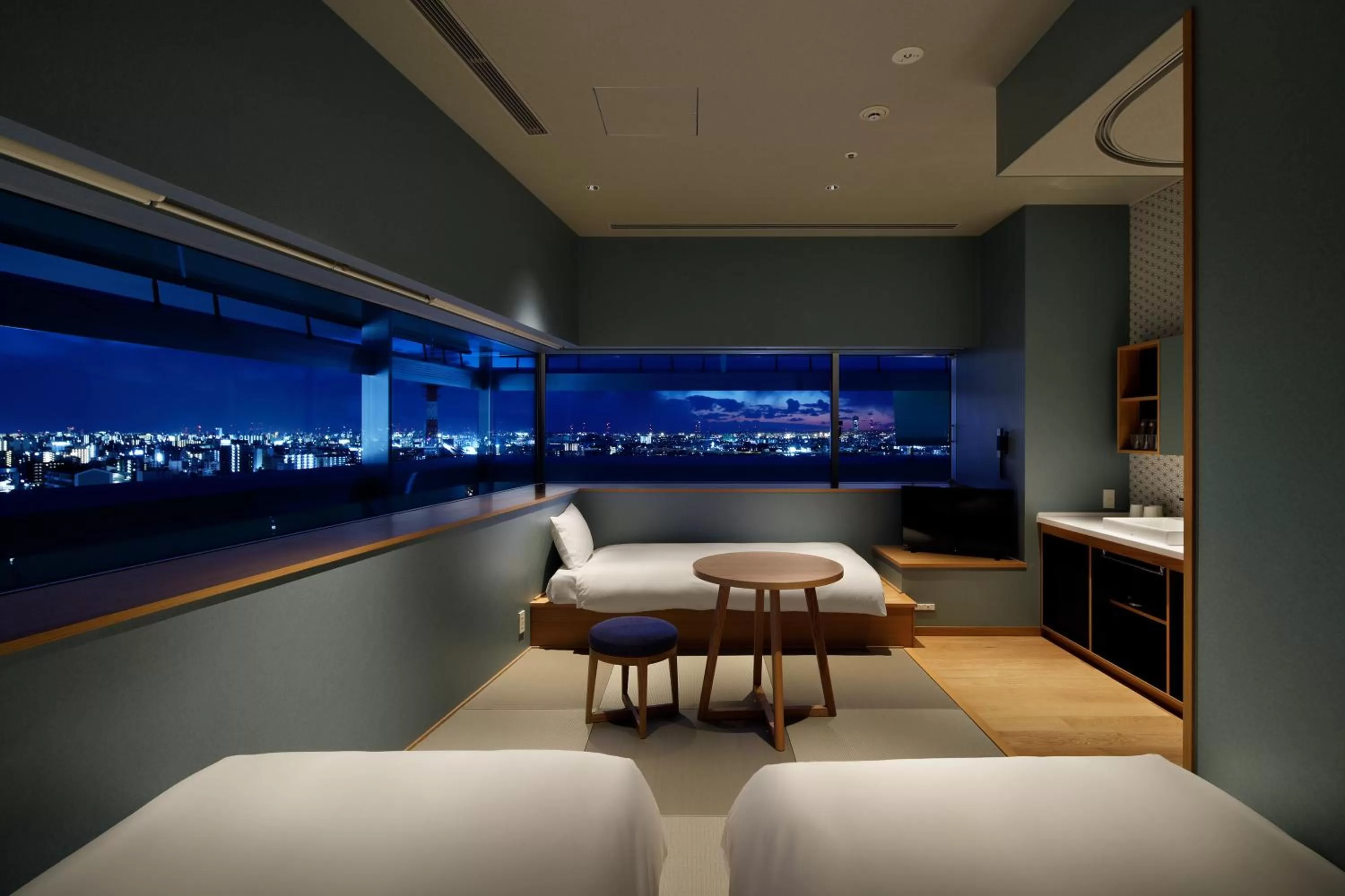 Photo of the whole room, Bed in OMO7 Osaka by Hoshino Resorts