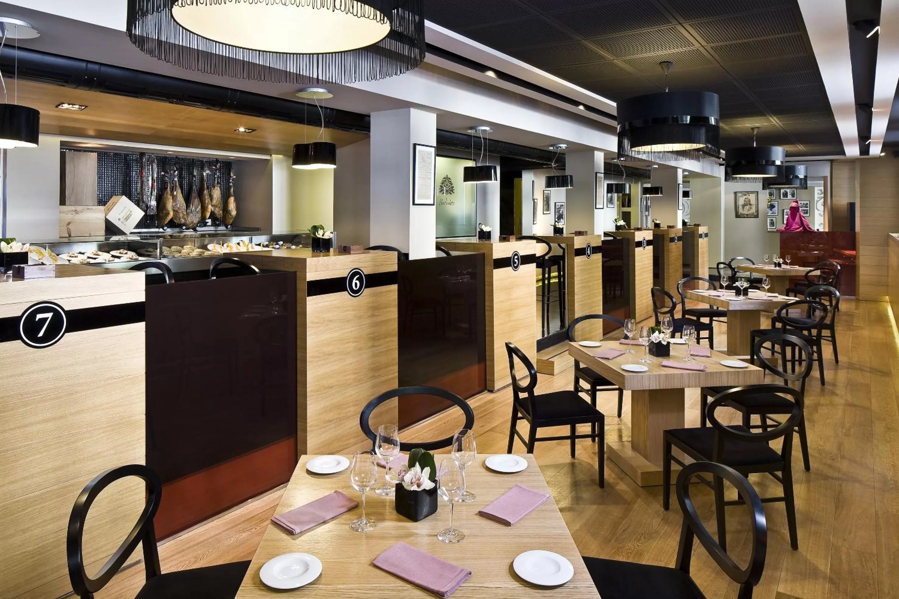 Restaurant/places to eat in Hotel Colón Gran Meliá - The Leading Hotels of the World