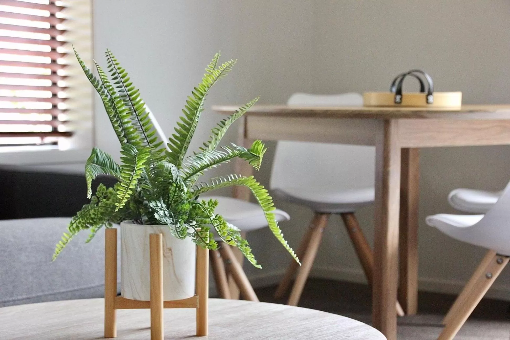 Dining area in Alpine Lake Motel