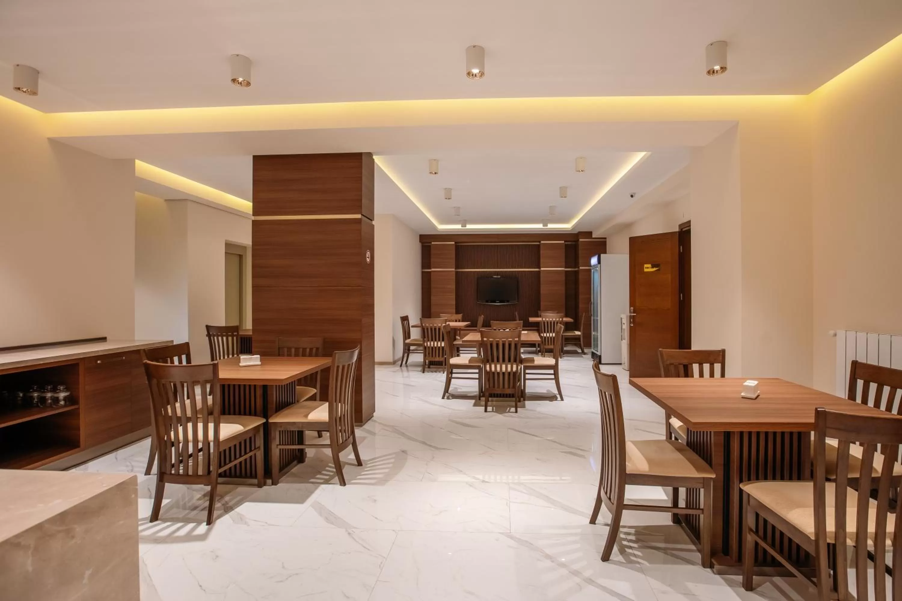 Breakfast, Restaurant/Places to Eat in Hotel Parma