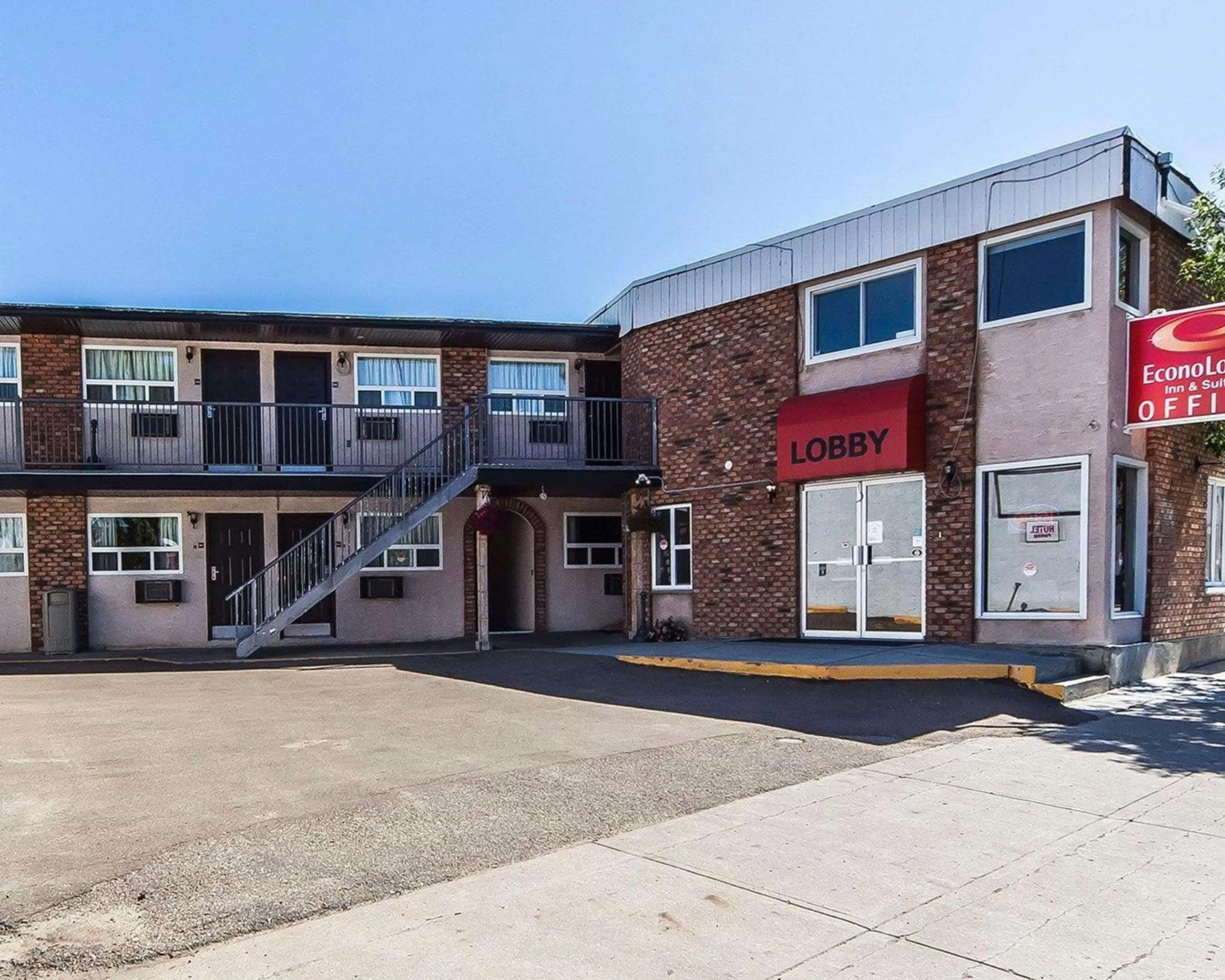 Property building in Econo Lodge Inn & Suites Drumheller