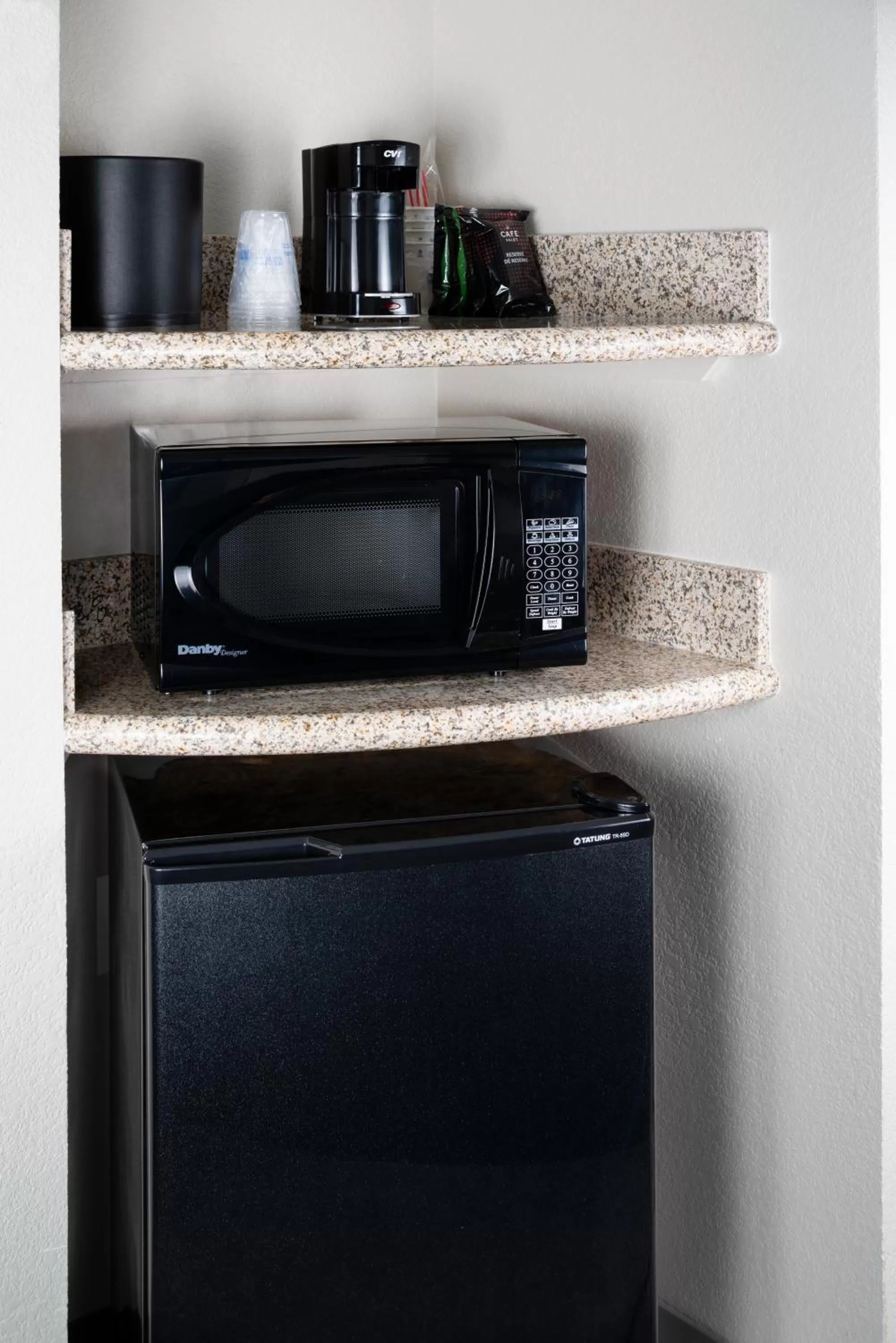 King Suite with Sofa Bed and Bath Tub - Disability Access/Non-Smoking in Best Western Plus Henderson Hotel