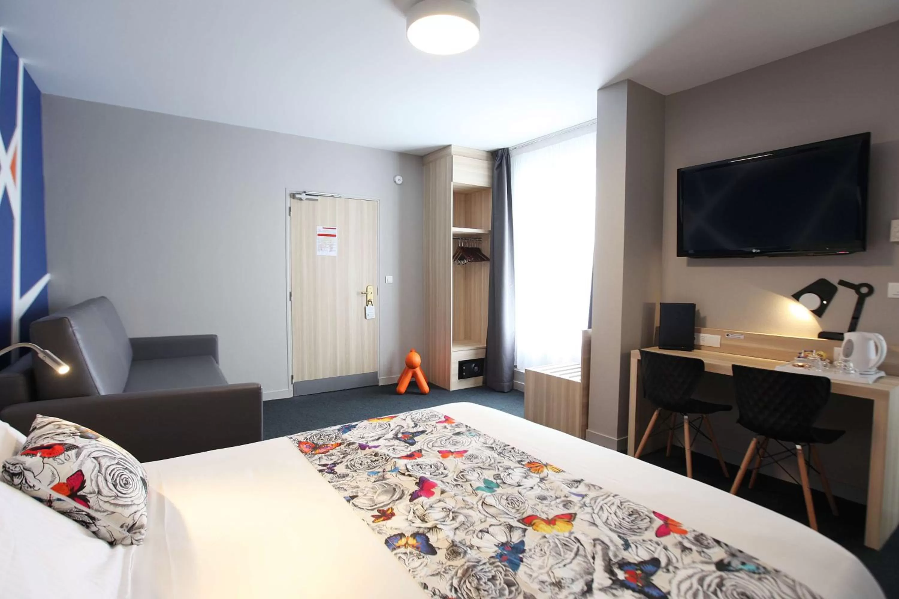 Photo of the whole room, Bed in Best Western Hotel De Paris