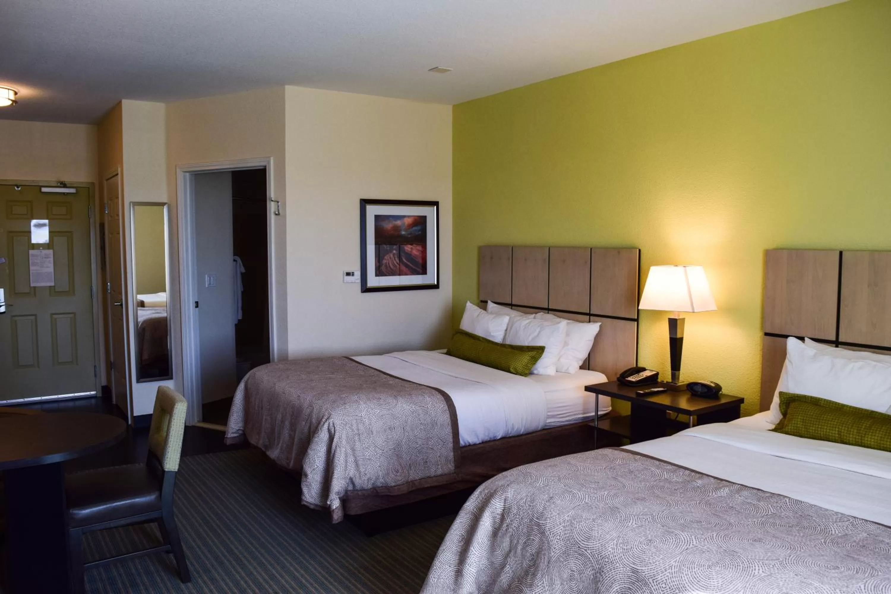 Photo of the whole room, Bed in Candlewood Suites Monahans by IHG