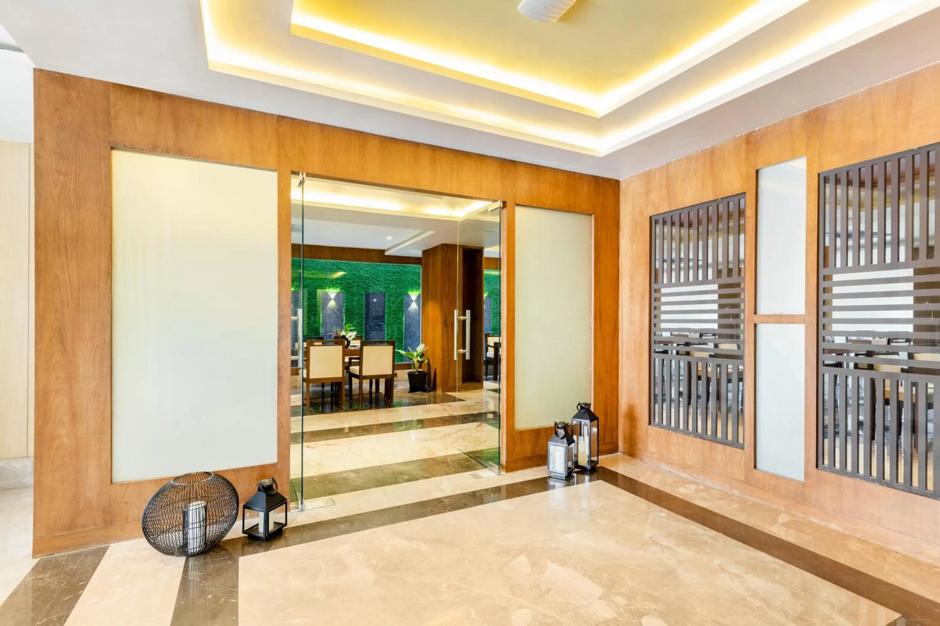 Restaurant/places to eat in Seasons A Boutique Hotel