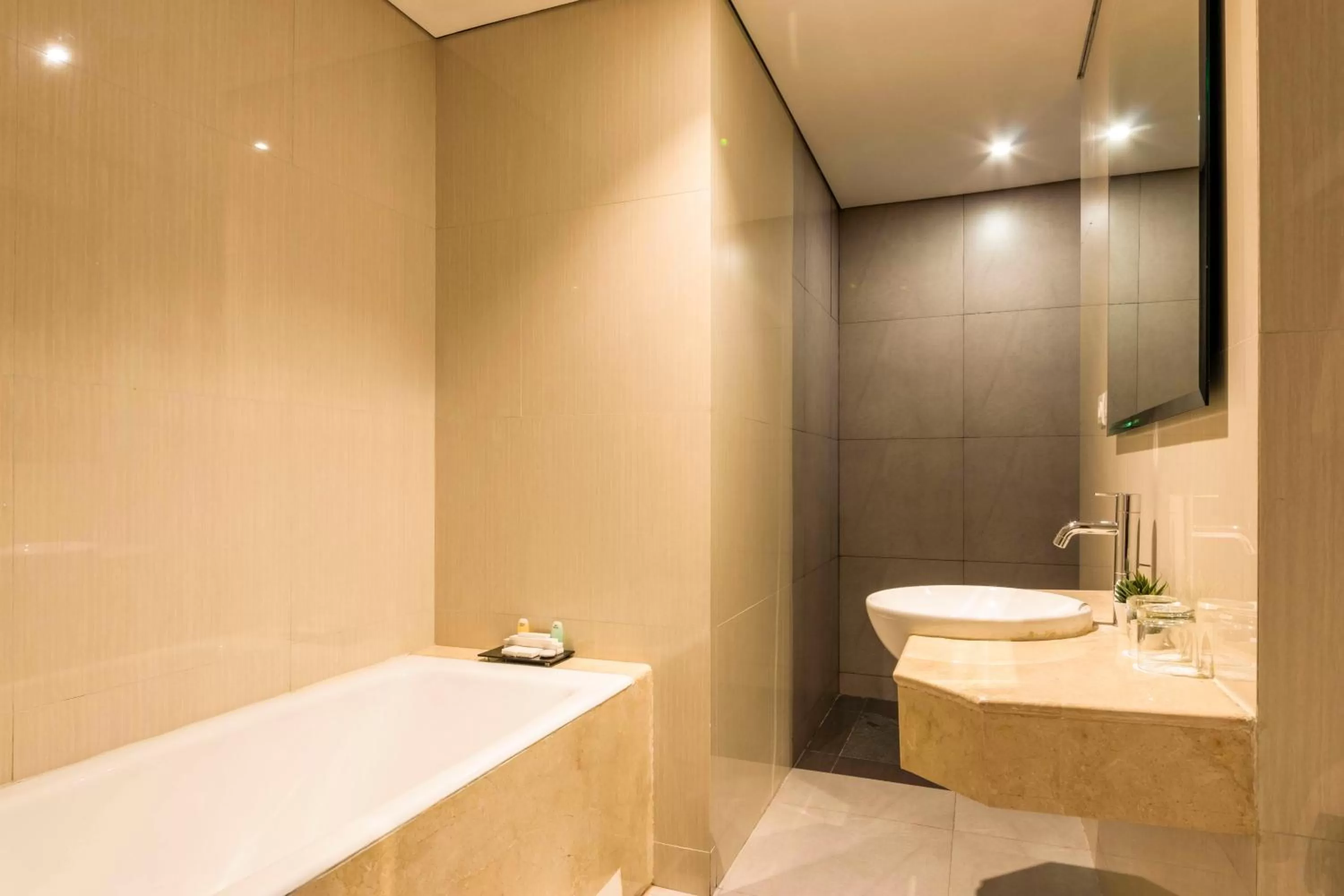 Bathroom in Antero Hotel Jababeka Cikarang