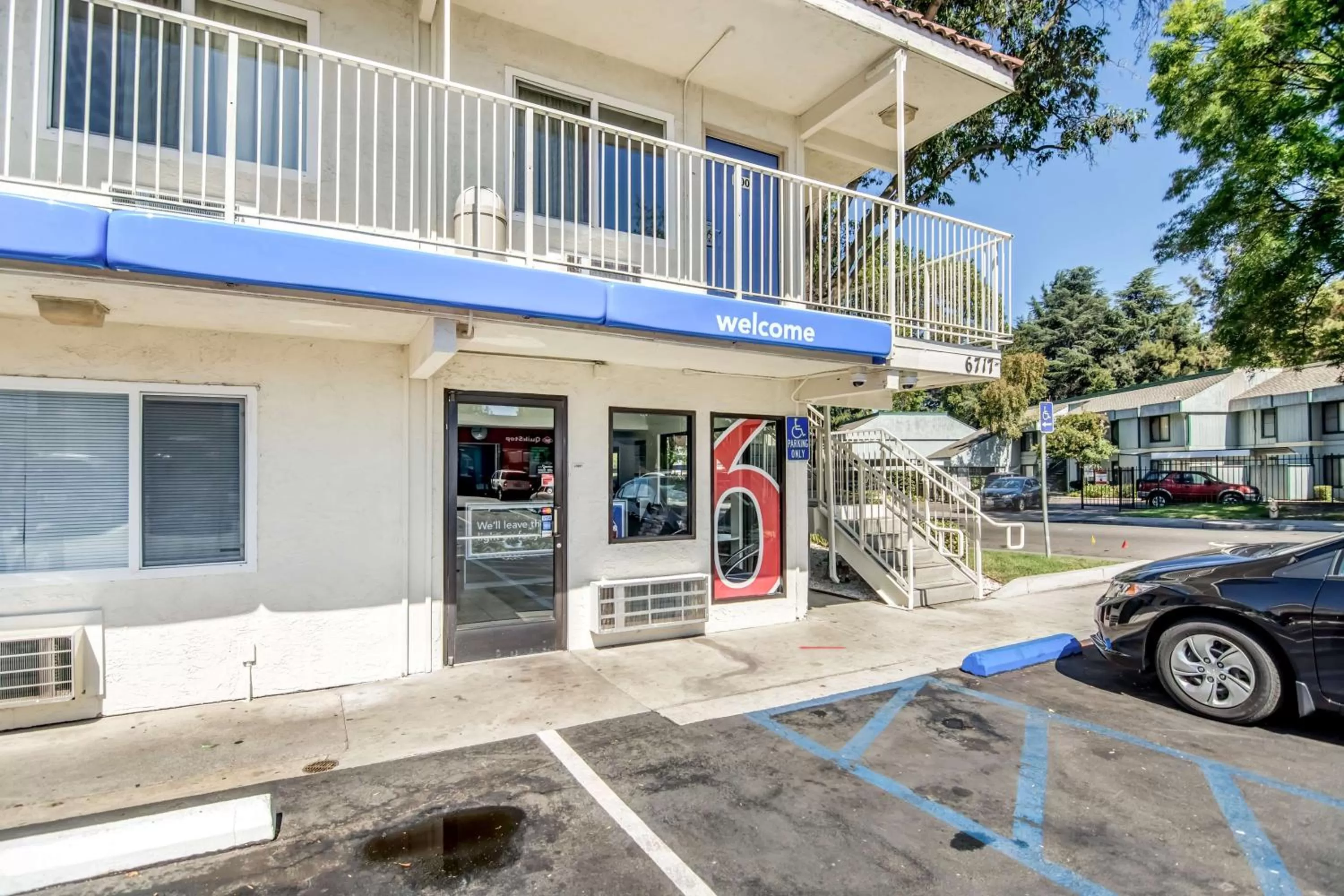 Property building in Motel 6-Stockton, CA - North