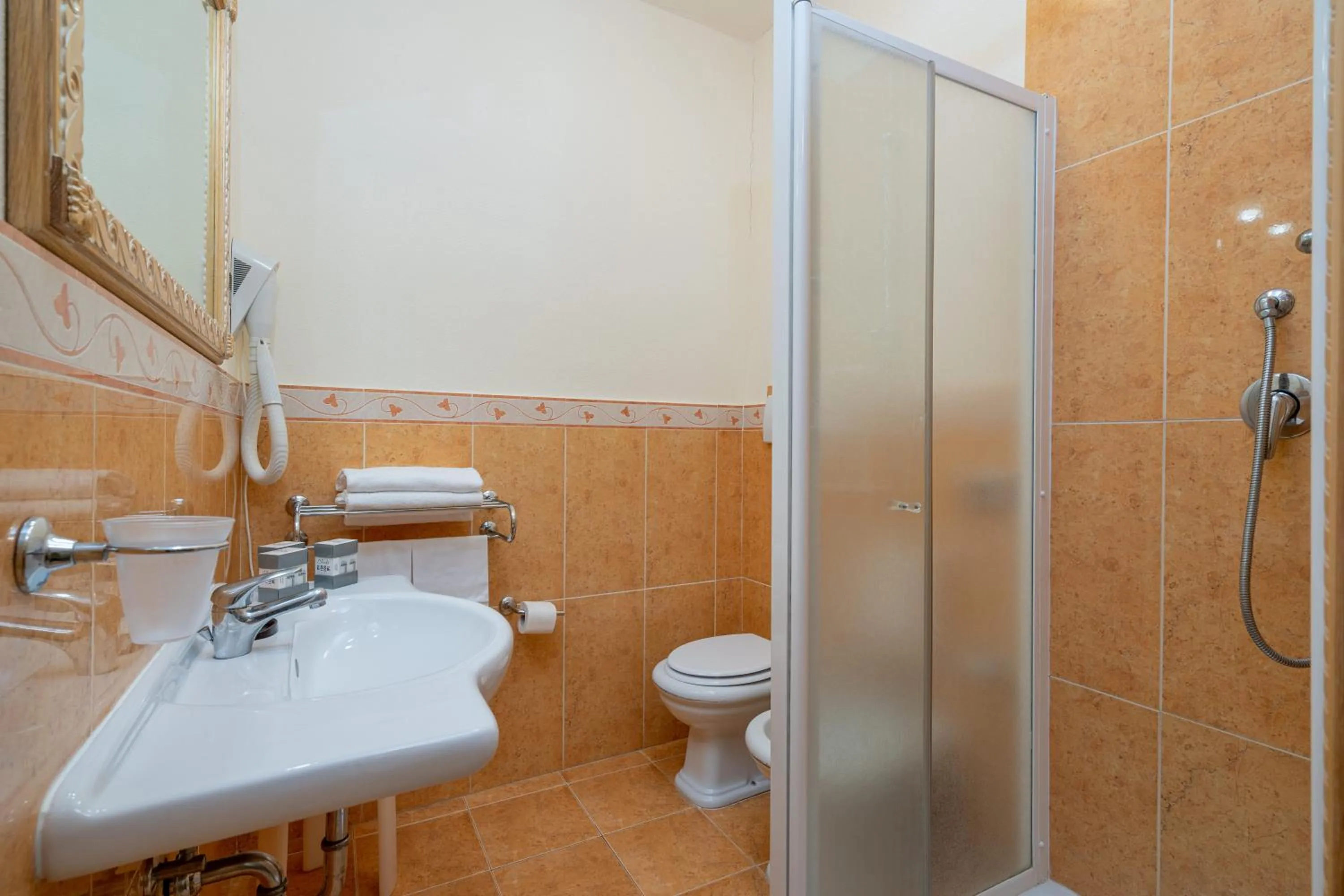 Bathroom in Club Esse Palmasera