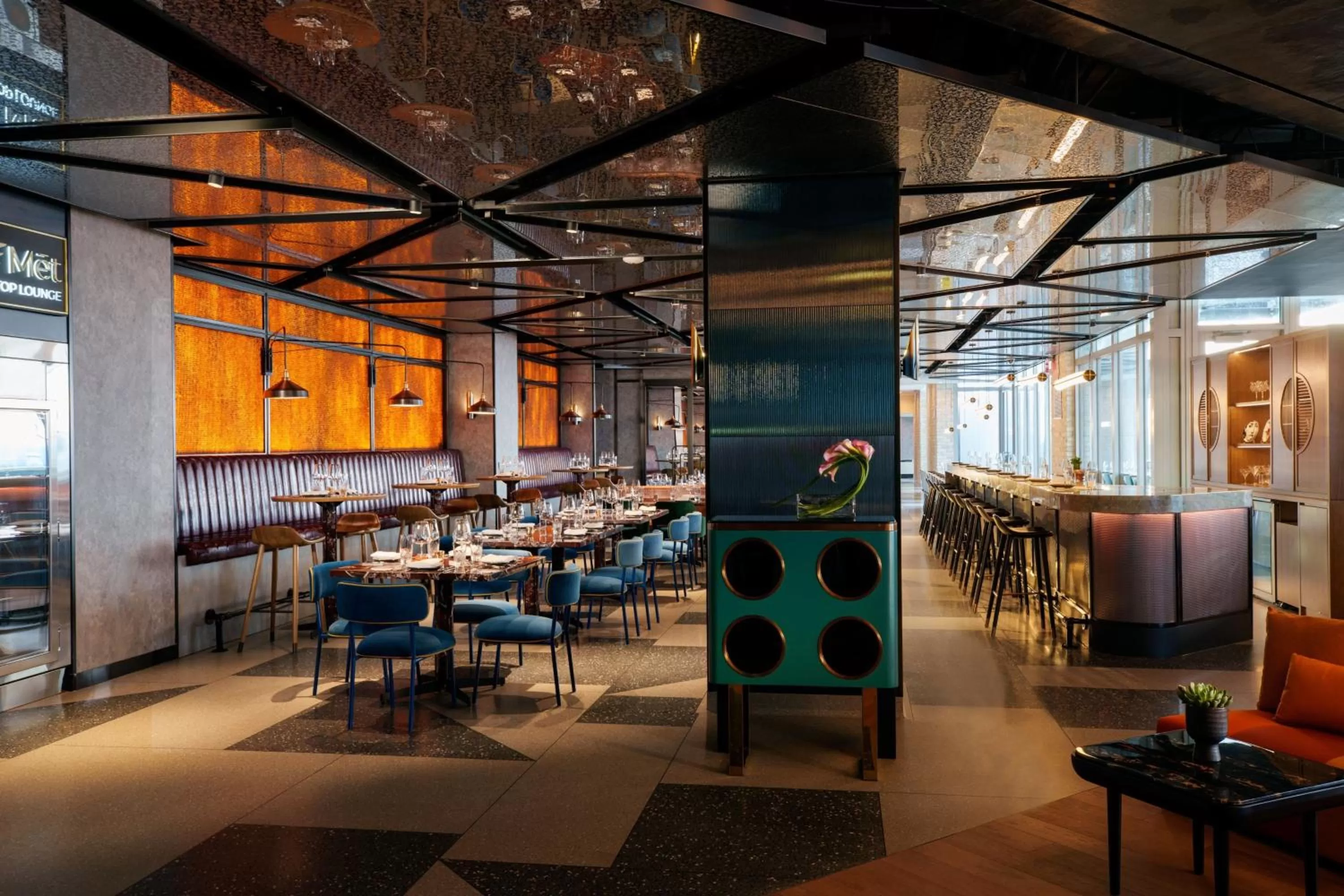 Restaurant/places to eat in Renaissance New York Flushing Hotel at Tangram