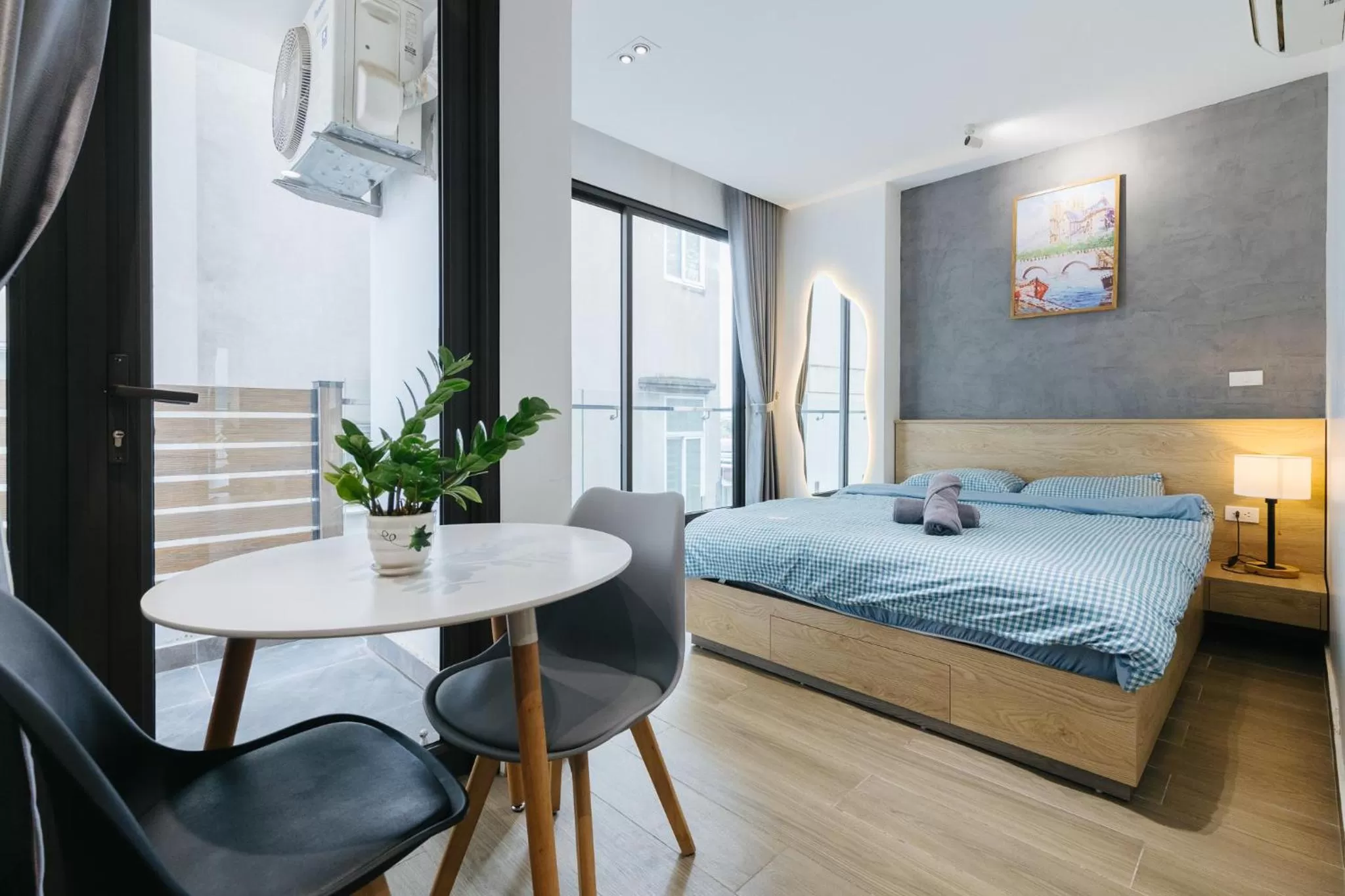 Bed in LUCK APART 8 - Hanoi Westlake Balcony Studio