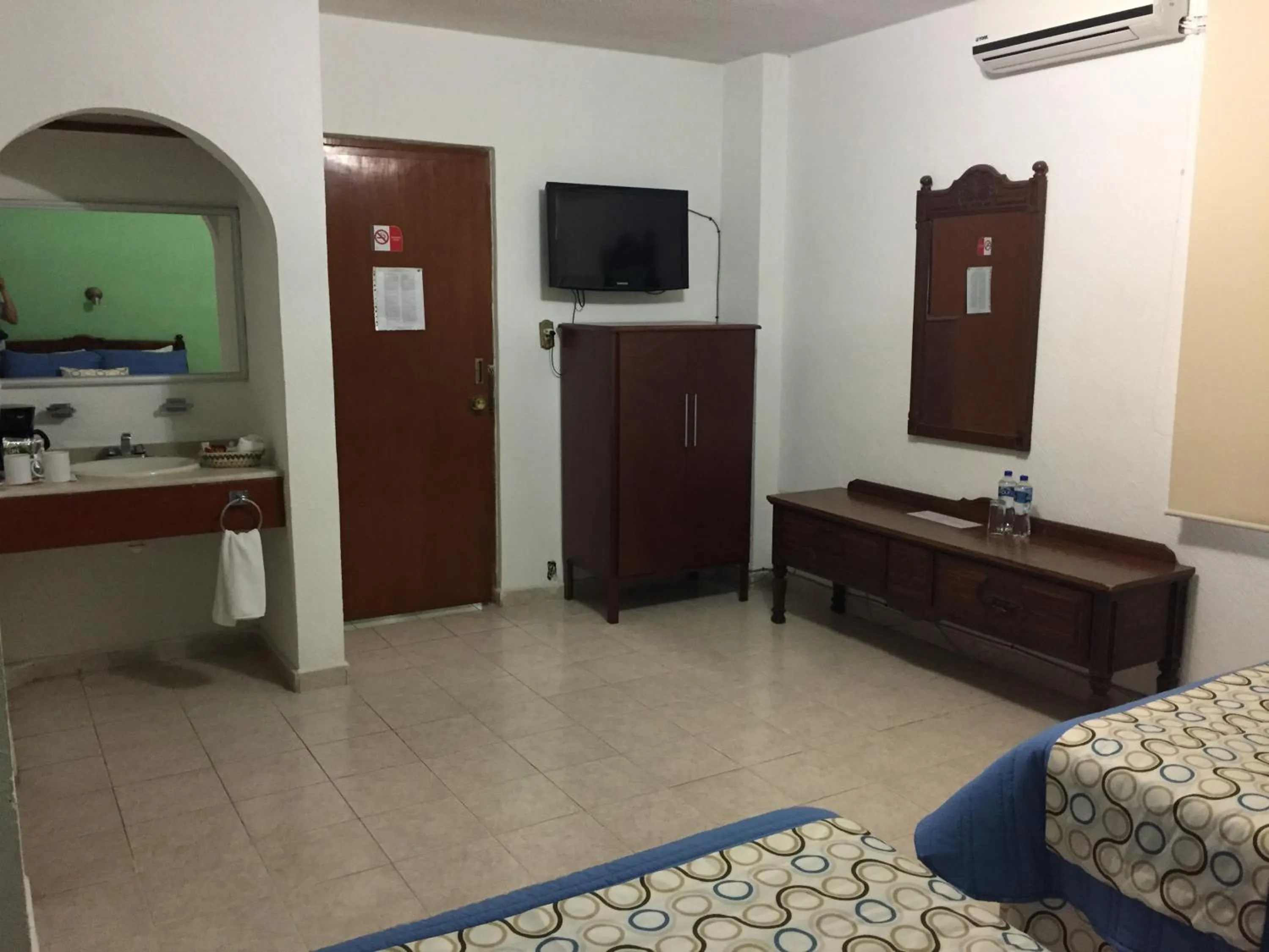 Bed in Hotel Palacio