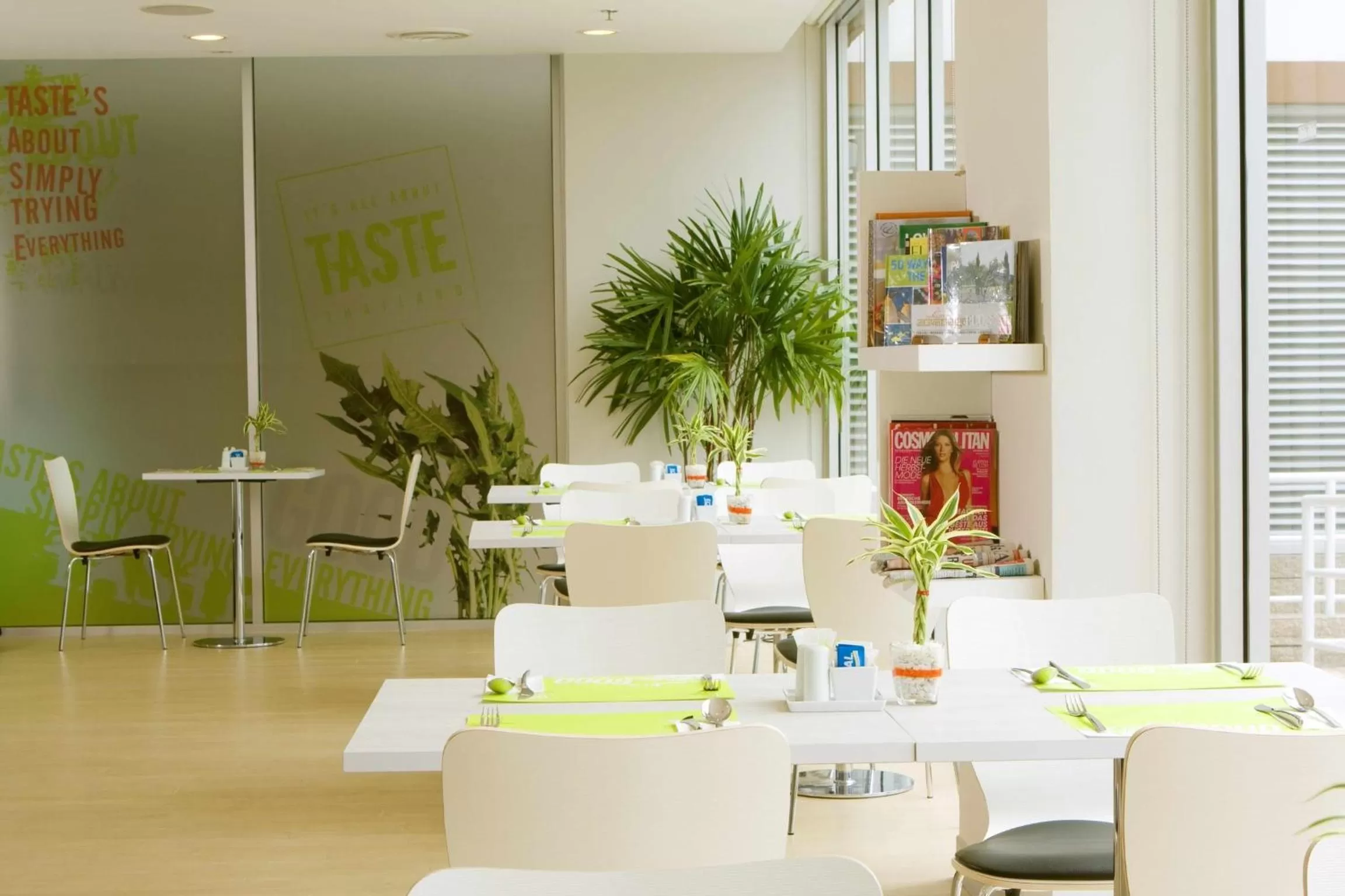 Restaurant/places to eat in ibis Bangkok Sathorn