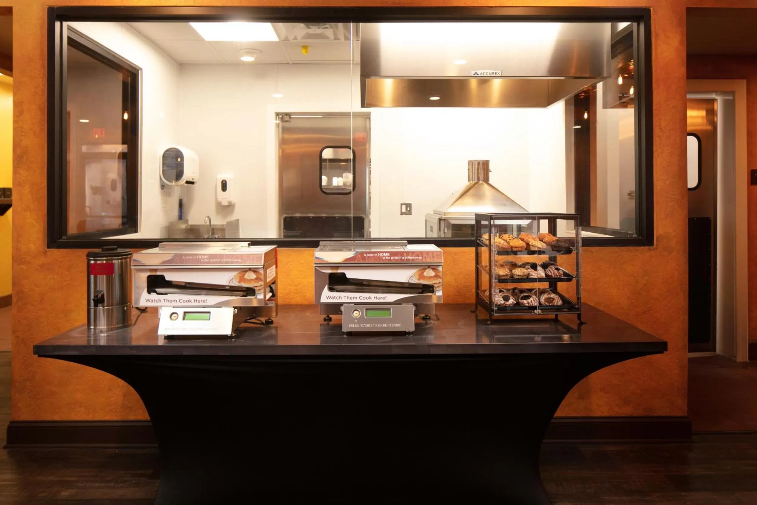 Continental breakfast in Red Lion Hotel Orlando Lake Buena Vista South- Near Disney