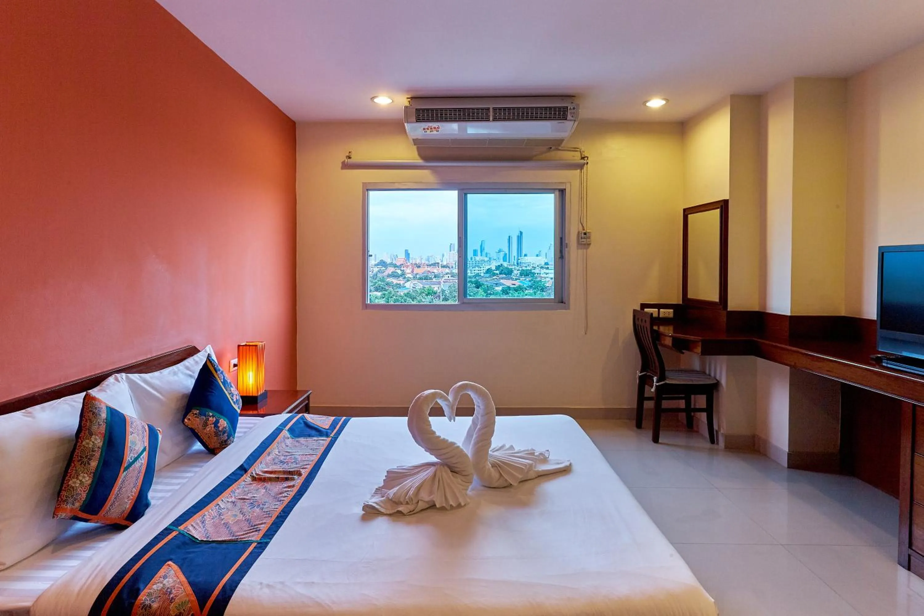 Photo of the whole room, Bed in Sivalai Place