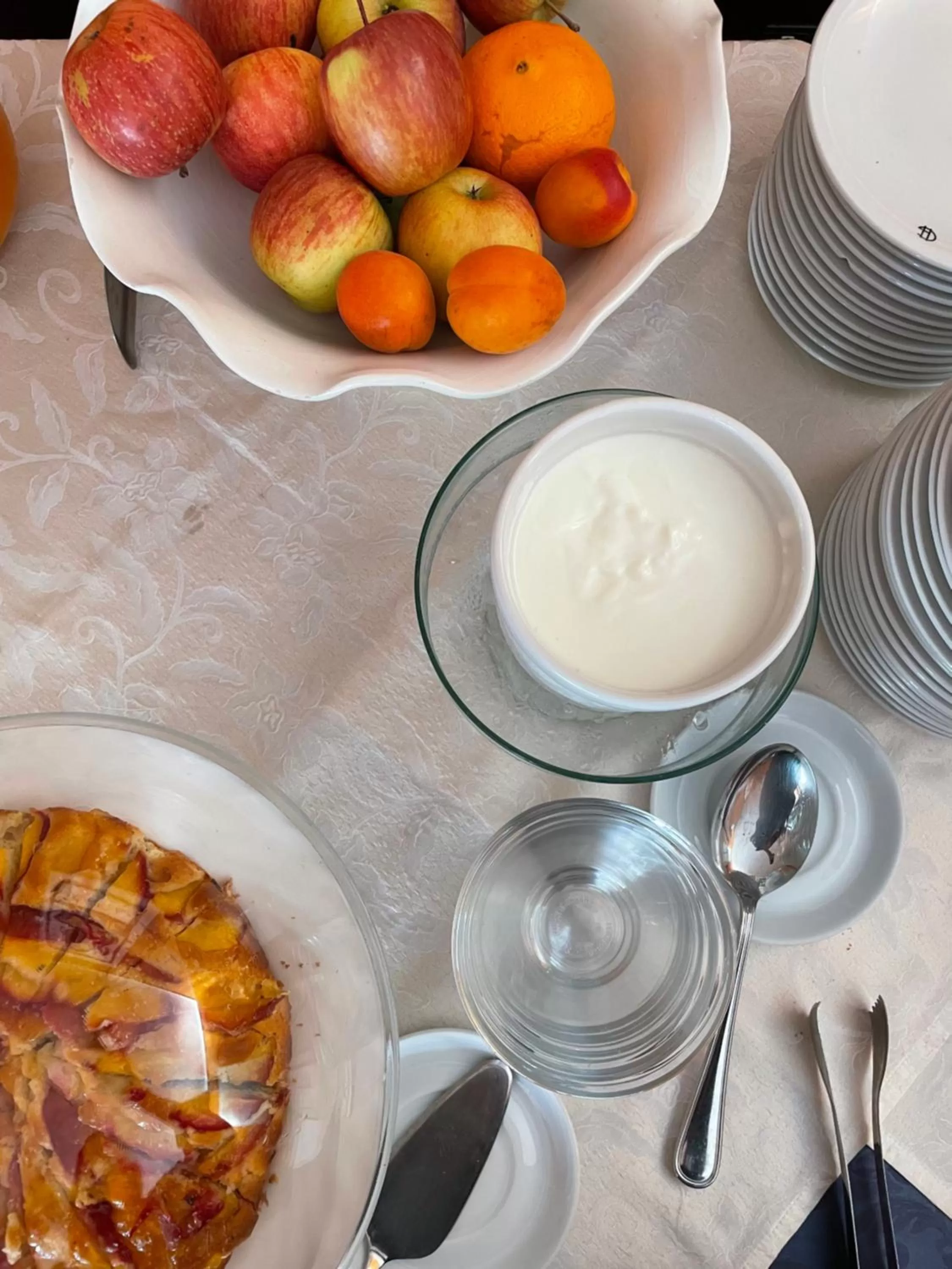 Food and drinks in Hotel Gattapone