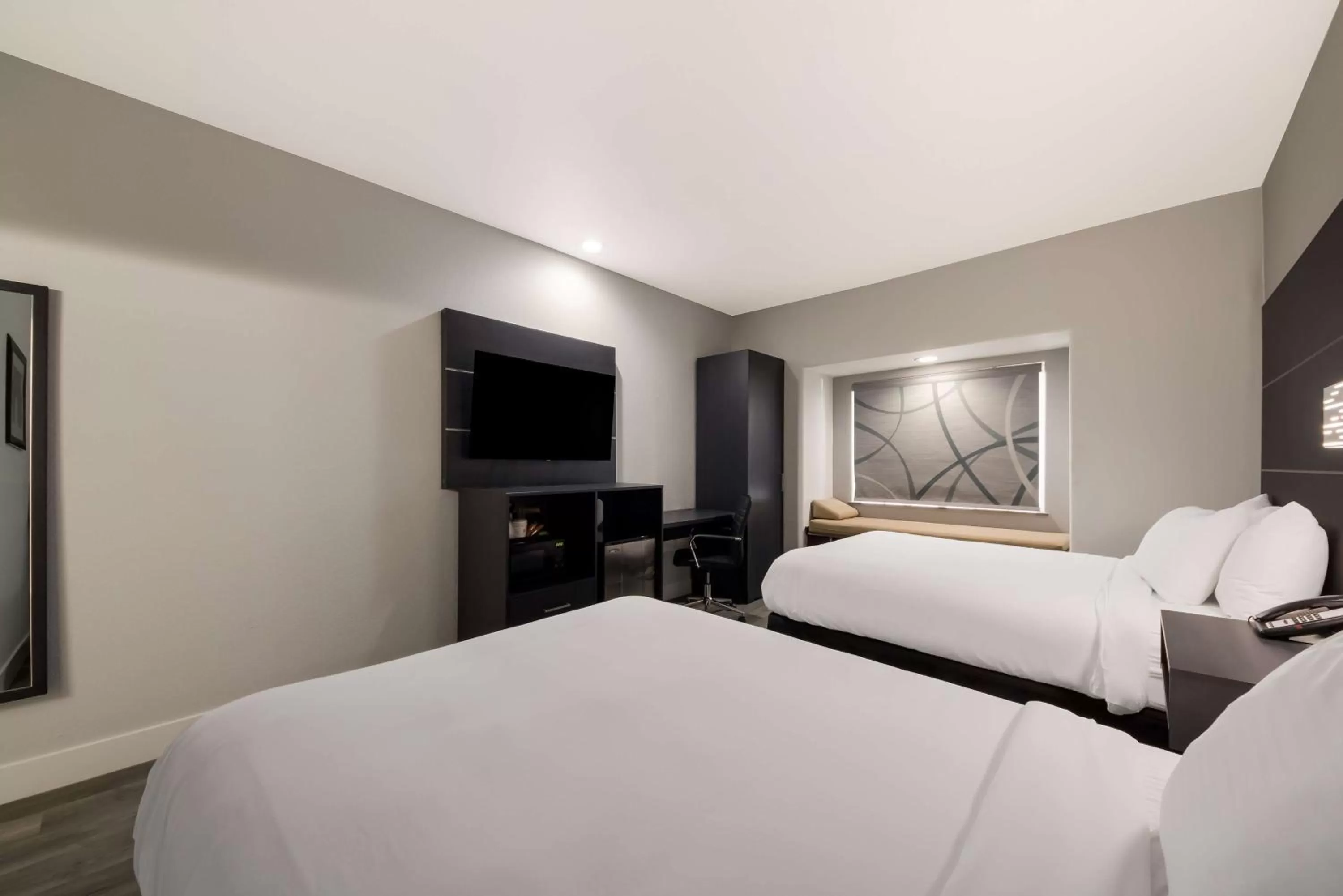 Bedroom, Bed in Best Western SeaWorld San Antonio