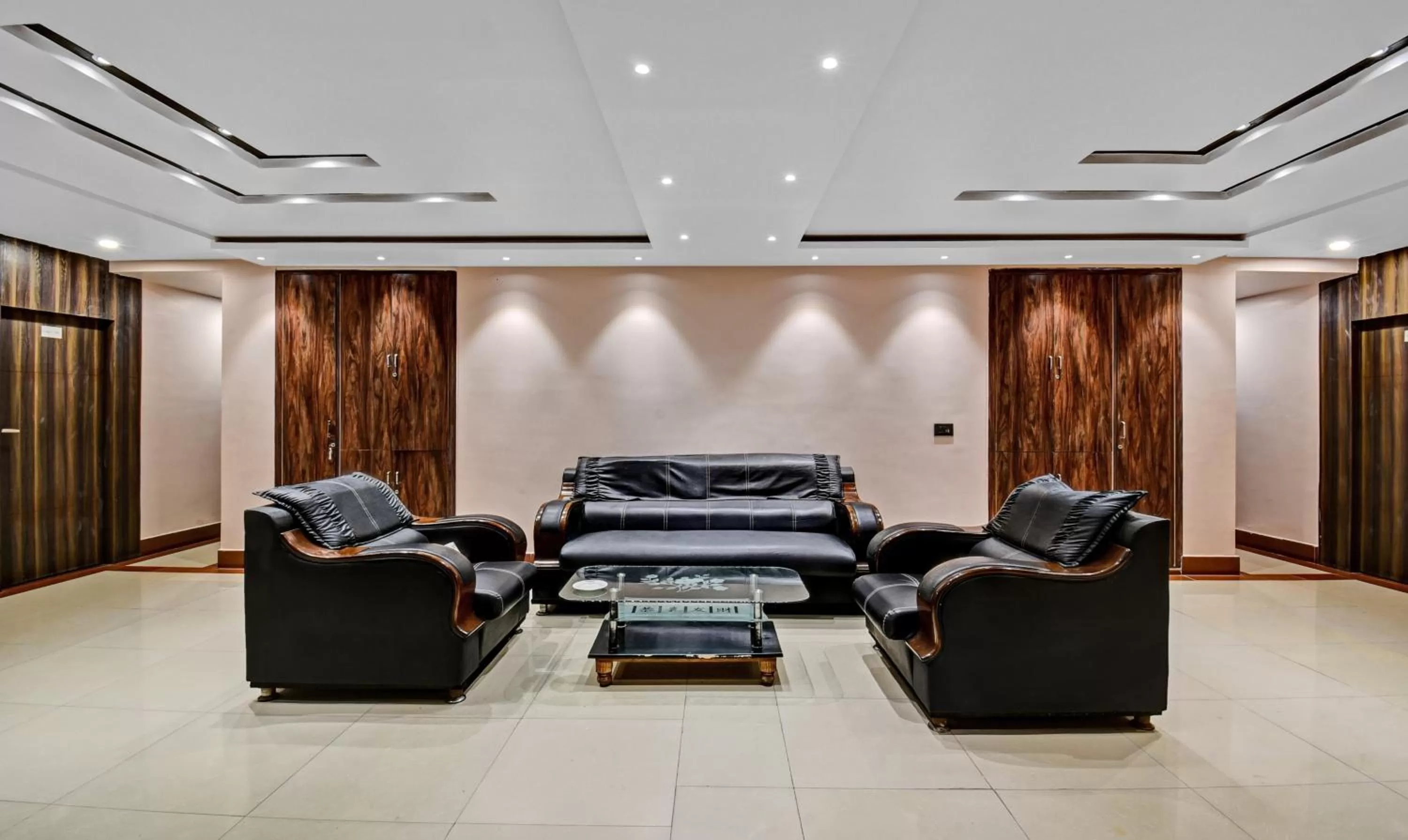 Seating area in Treebo Trend The Pearl Bliss