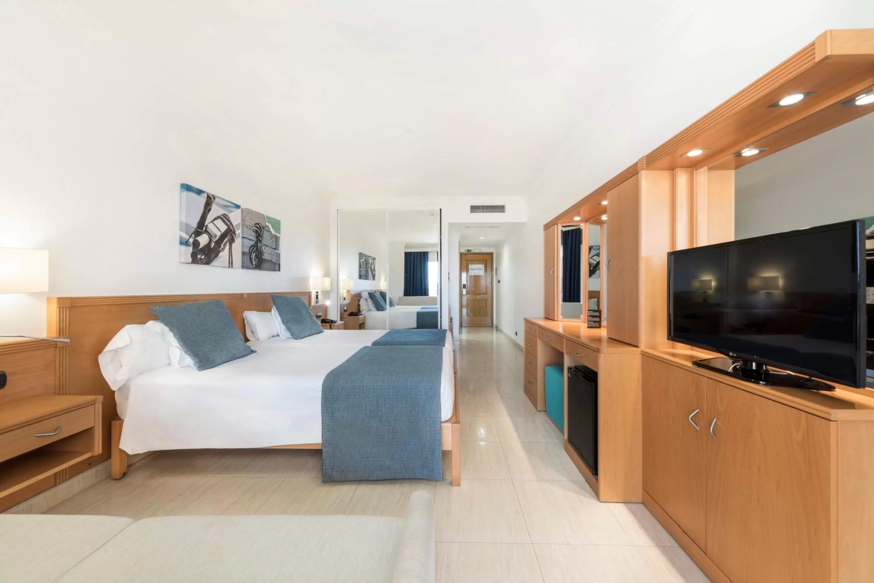 Photo of the whole room, Bed in Ukino Palmeiras Village - 24h All Inclusive