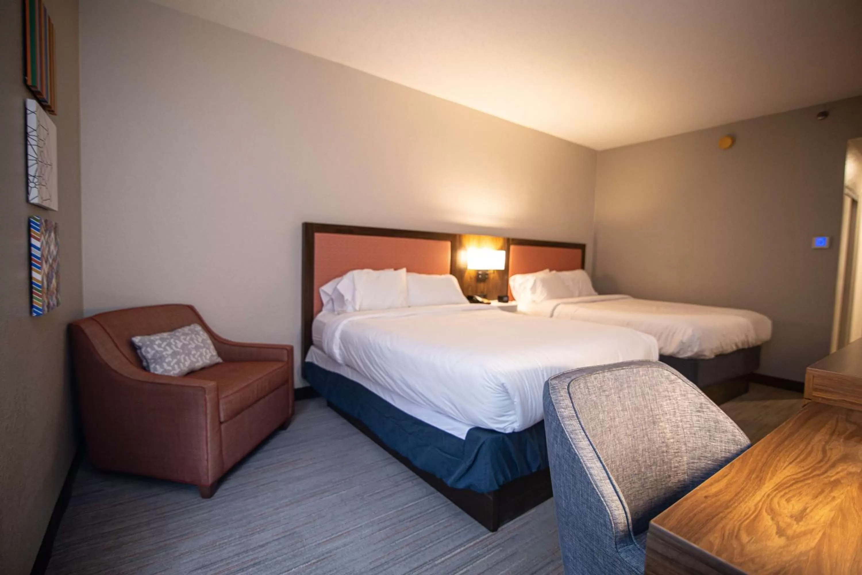 Bedroom, Bed in Hampton Inn Atlanta/Peachtree City