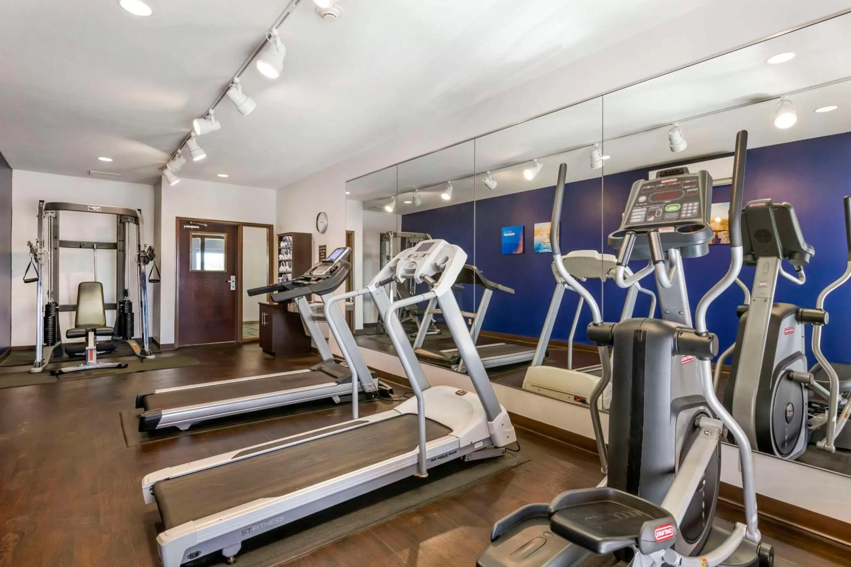 Fitness centre/facilities in Comfort Suites Conference Center Rapid City