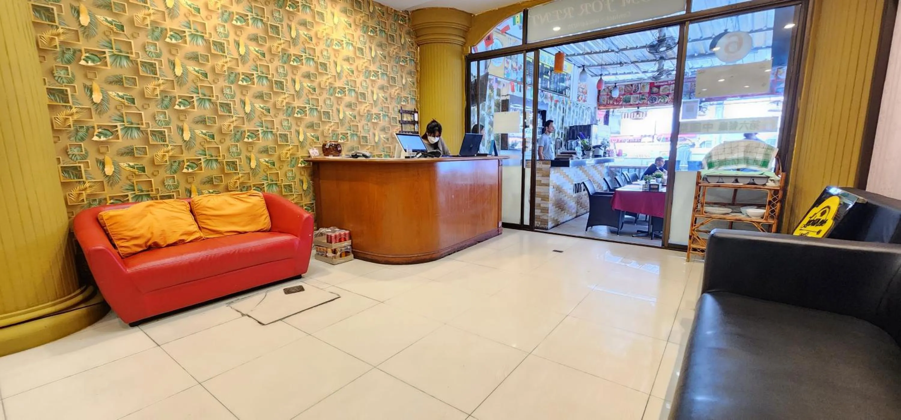 Lobby or reception in Royal Sweet Hotel