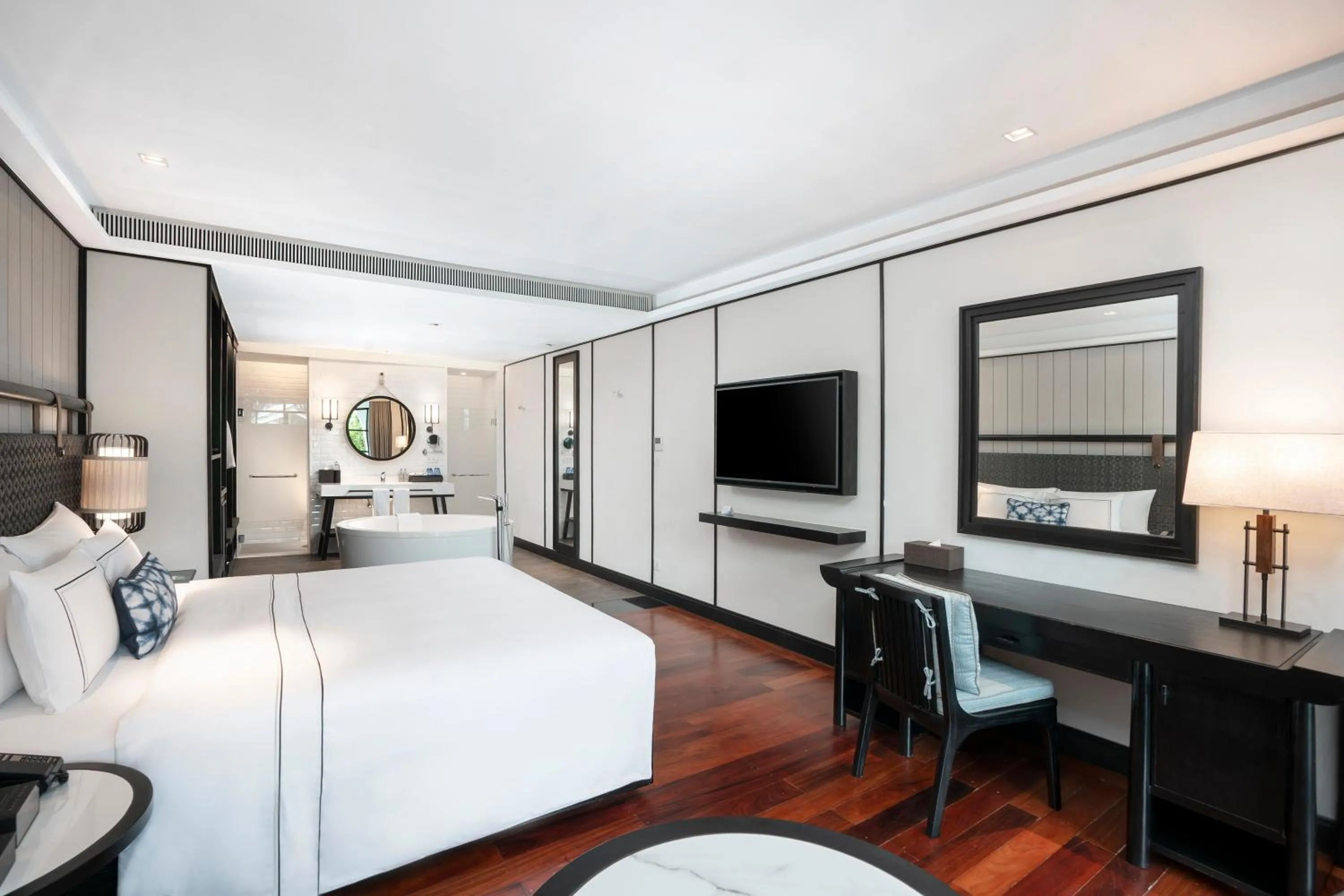 TV and multimedia, Bed in Melia Koh Samui