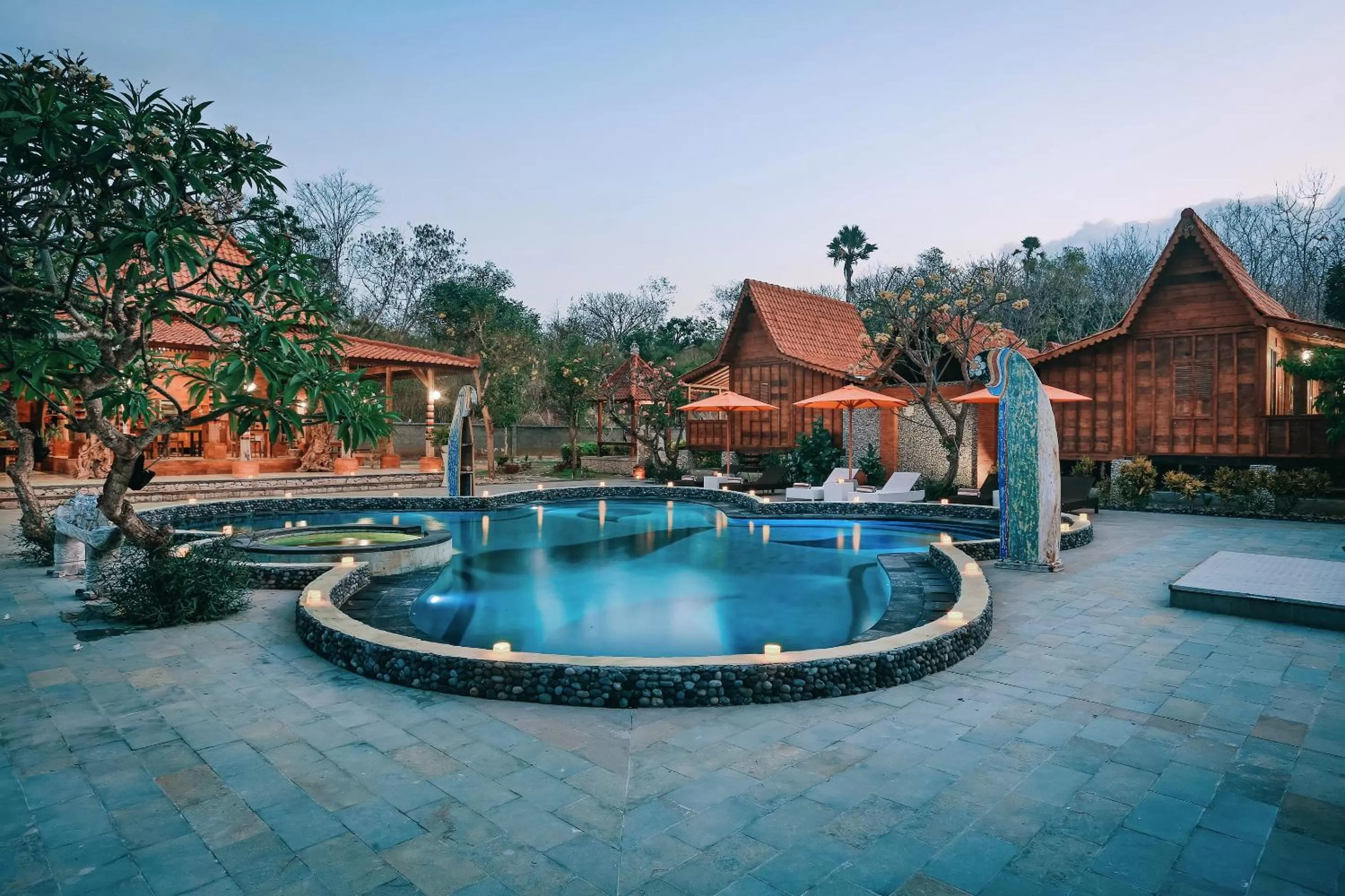 Swimming pool in Jukung Cottage