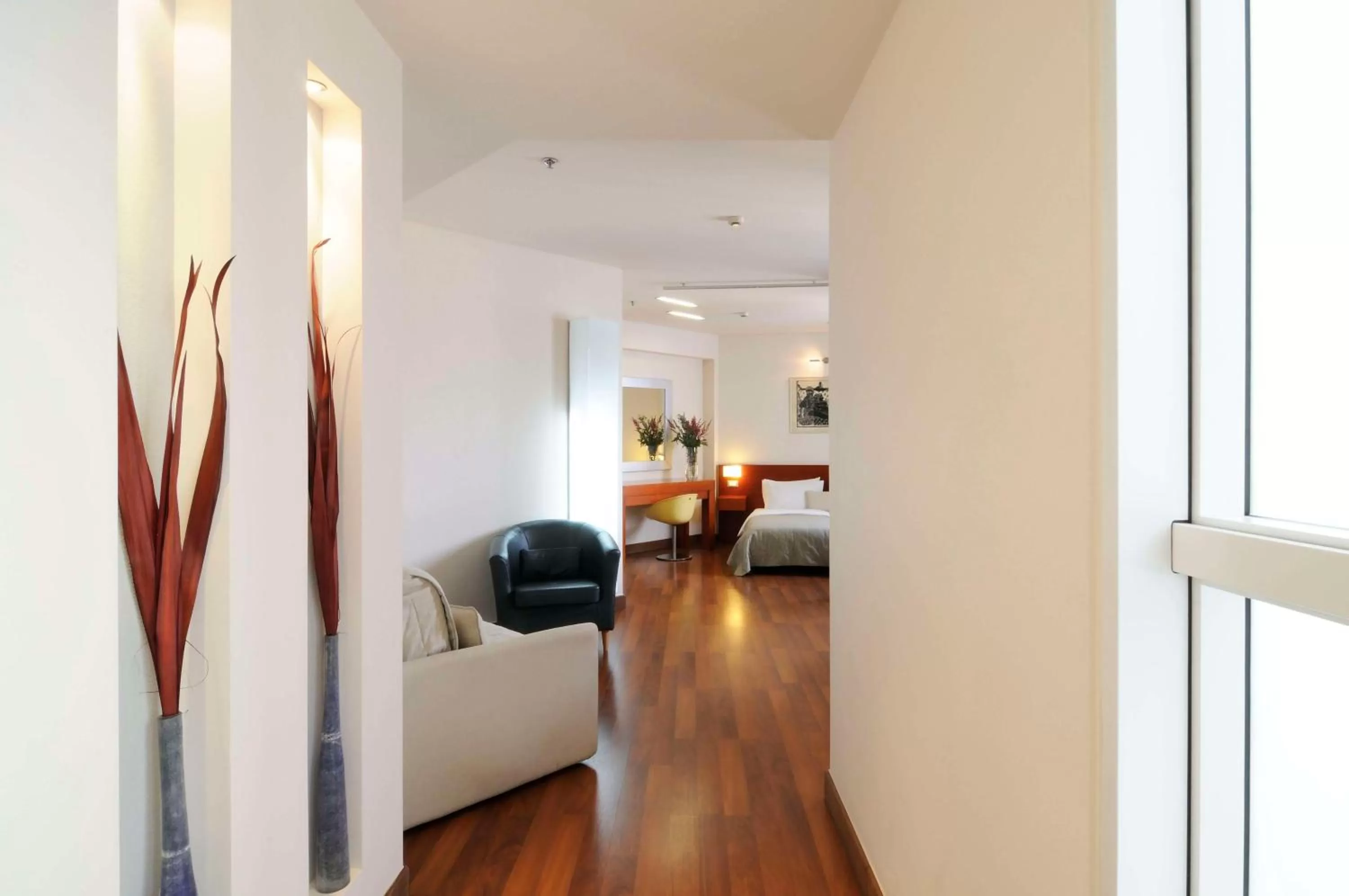 Photo of the whole room, Bed in Dorian Inn - Sure Hotel Collection by Best Western