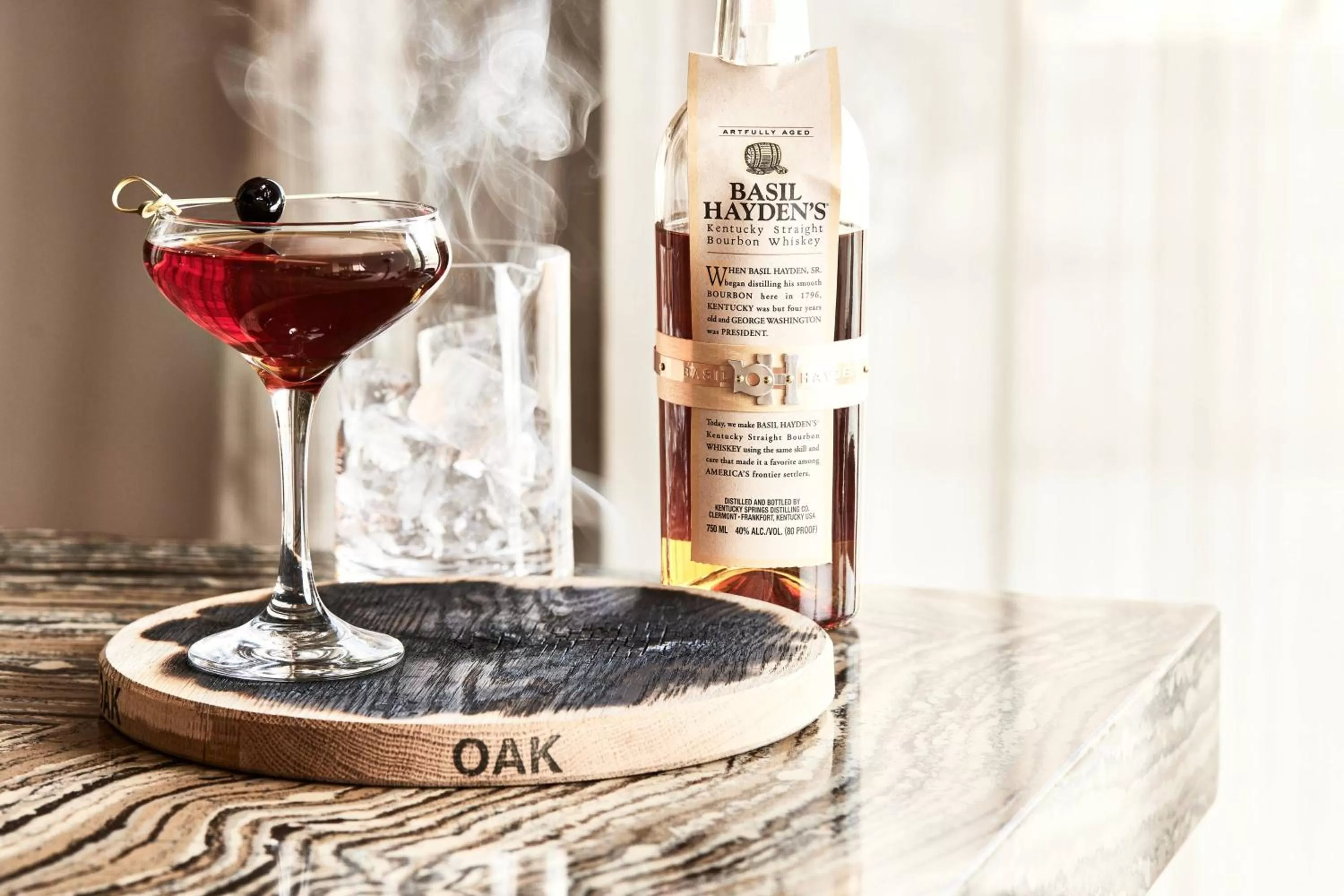 Lounge or bar in AC Hotel by Marriott Missoula Downtown