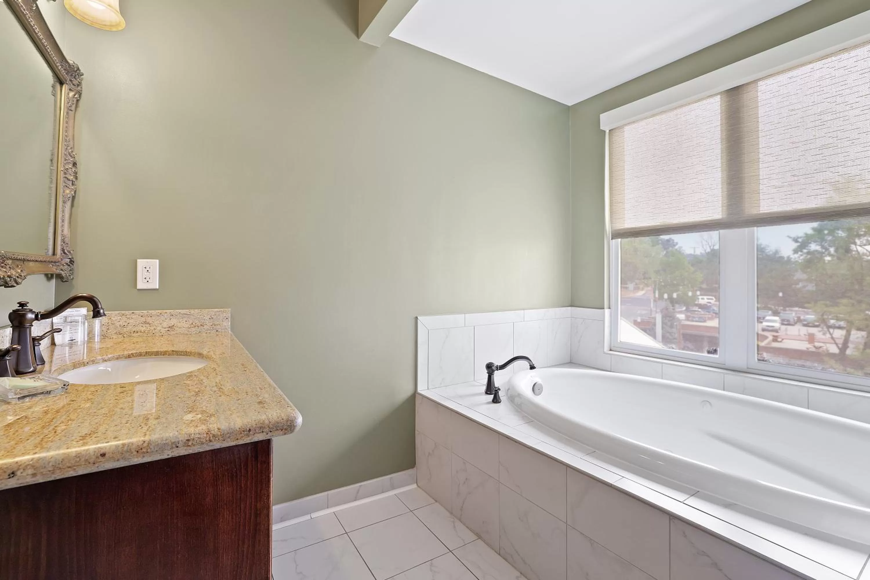 Hot Tub in National Hotel Jackson, Tapestry Collection by Hilton