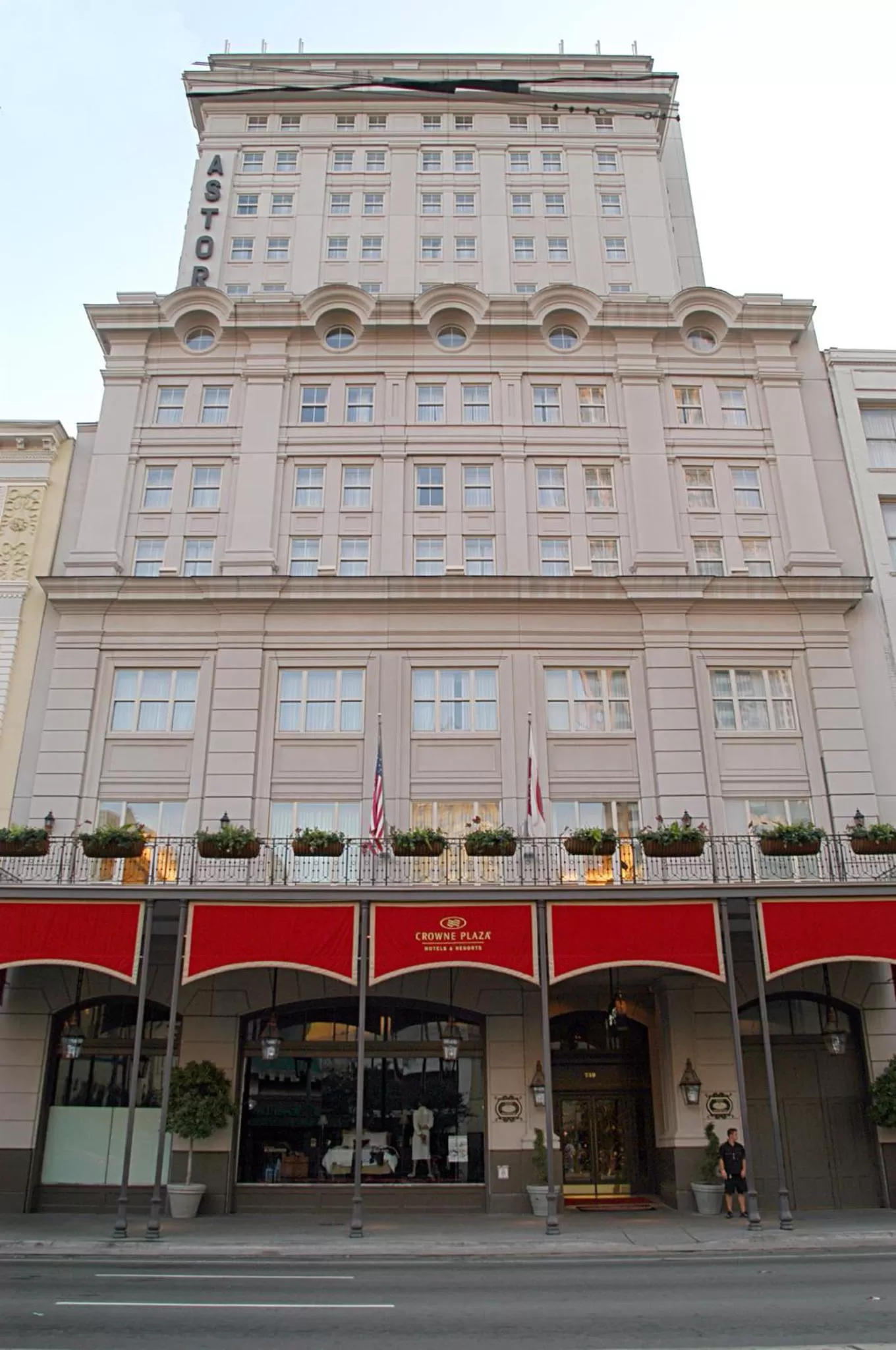 Property building in Crowne Plaza New Orleans French Qtr - Astor by IHG