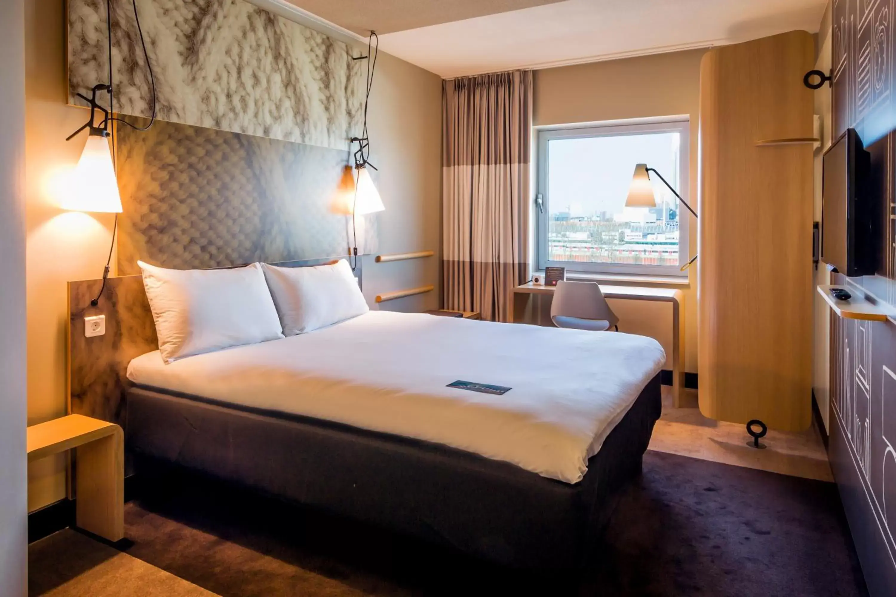 Double Room in ibis Amsterdam City West Double Room in ibis Amsterdam City West