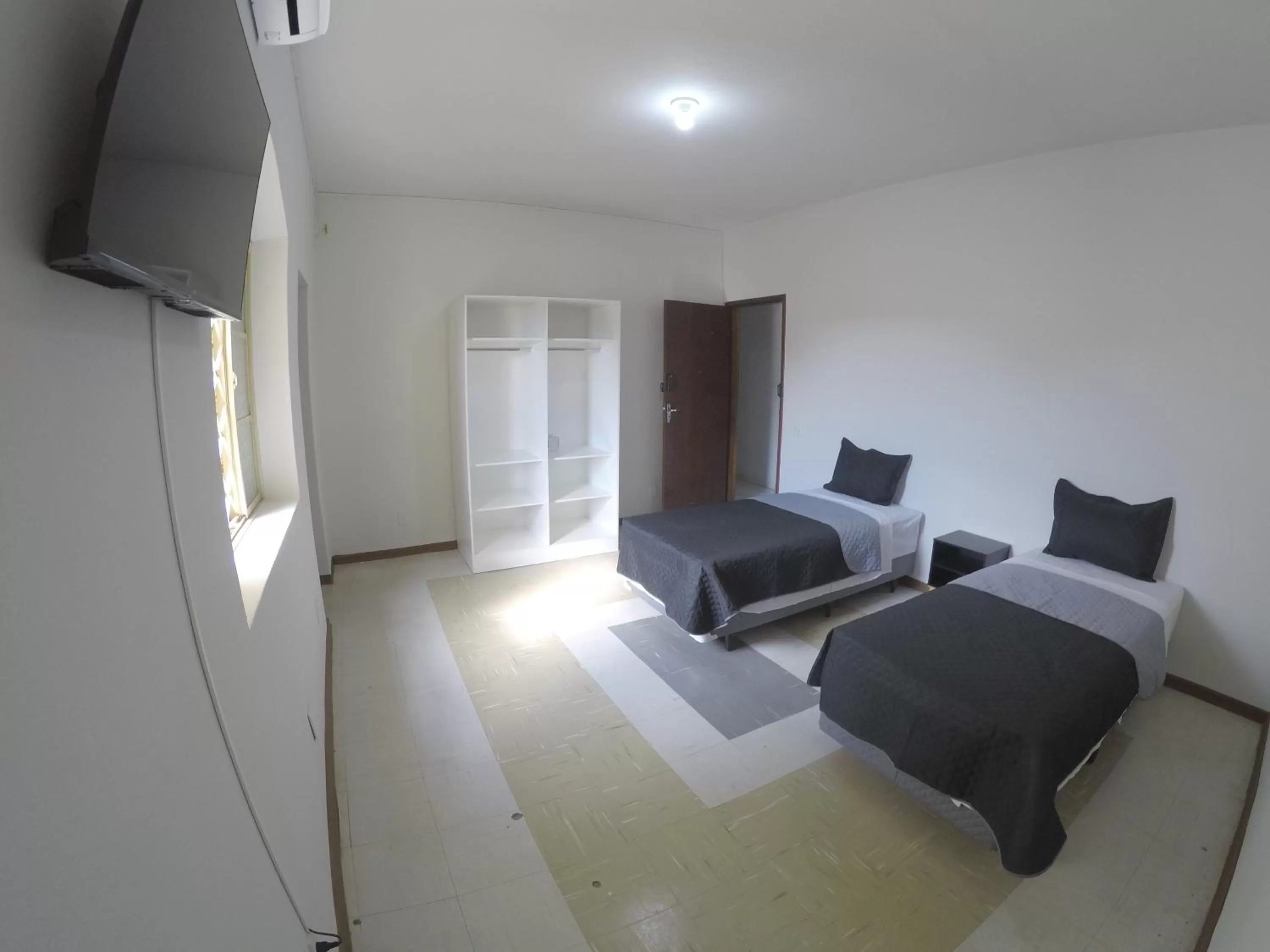 Bedroom, Bed in Quartos Delfim Moreira