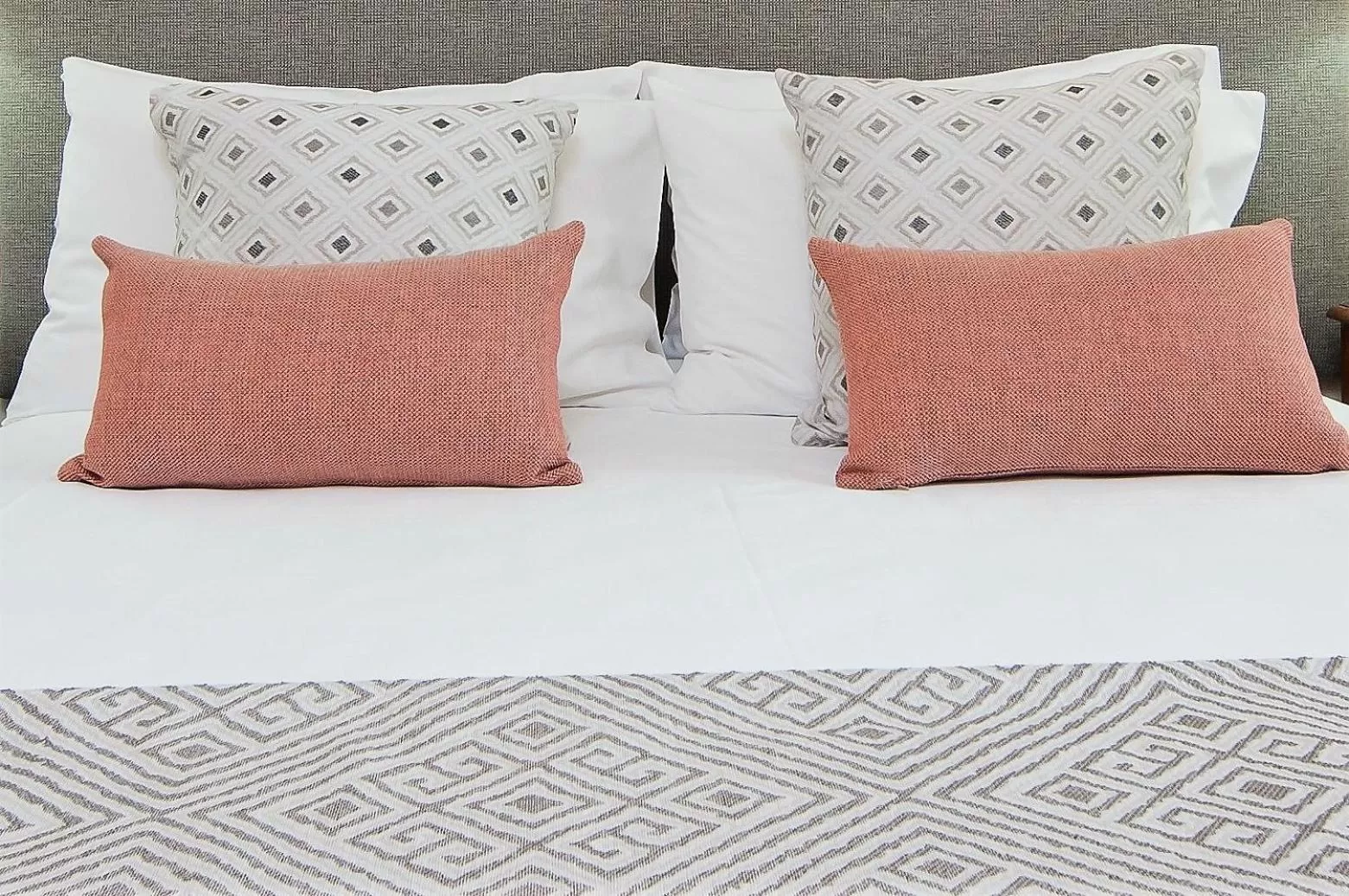 Bed in Paradise Links Resort Port Douglas