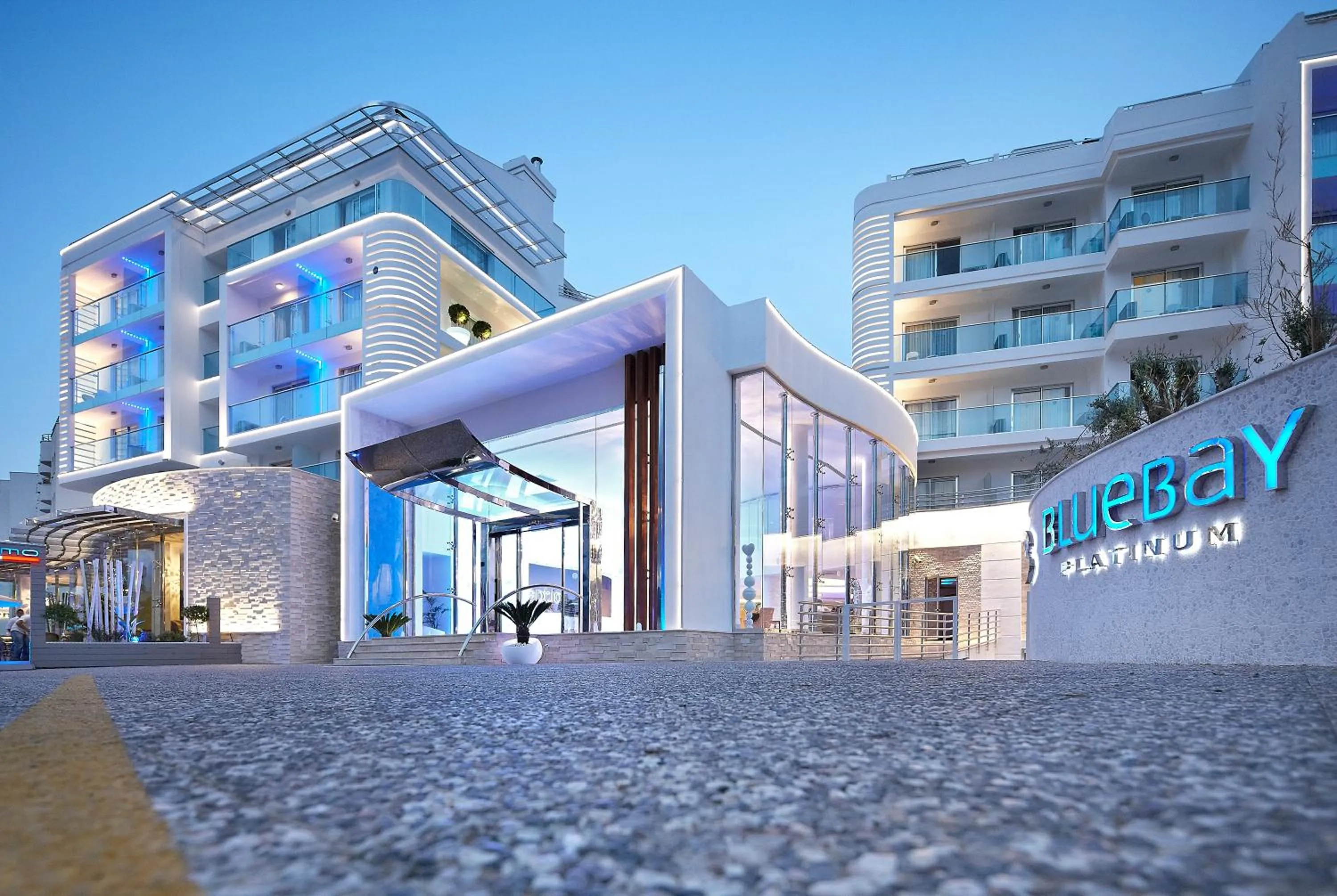 Facade/entrance in Blue Bay Platinum