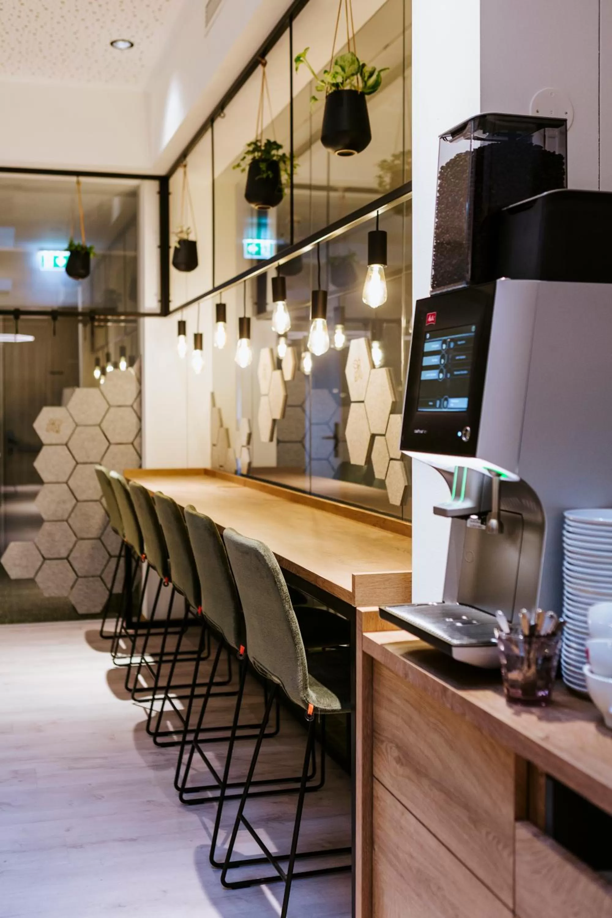 Breakfast in BEE GREEN Linz Self-Check-in-Hotel