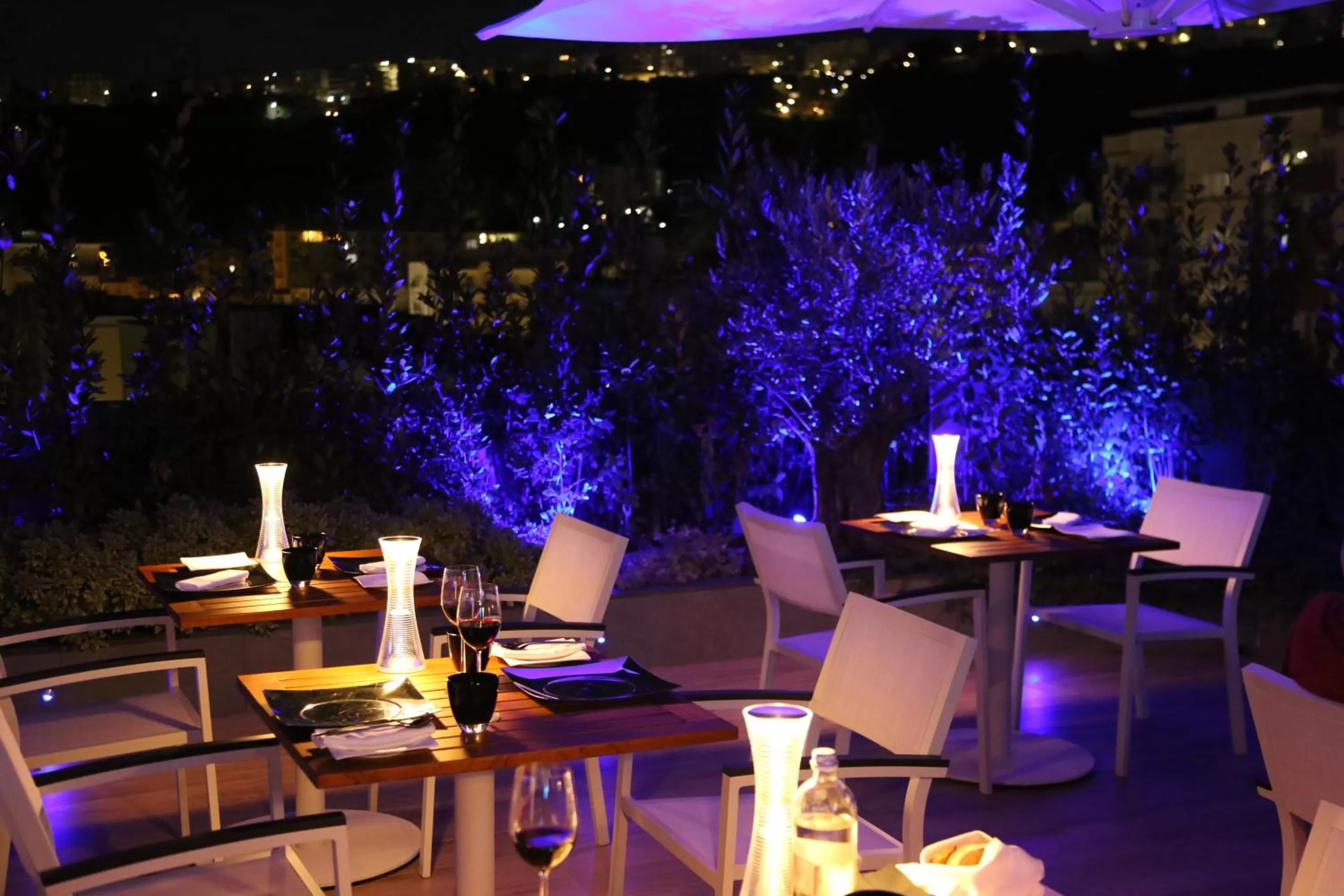 Restaurant/places to eat in LHP Napoli Palace & SPA