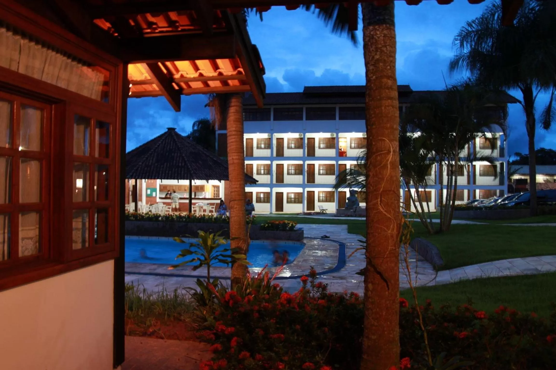 Night, Swimming Pool in Bartholo Plaza Hotel