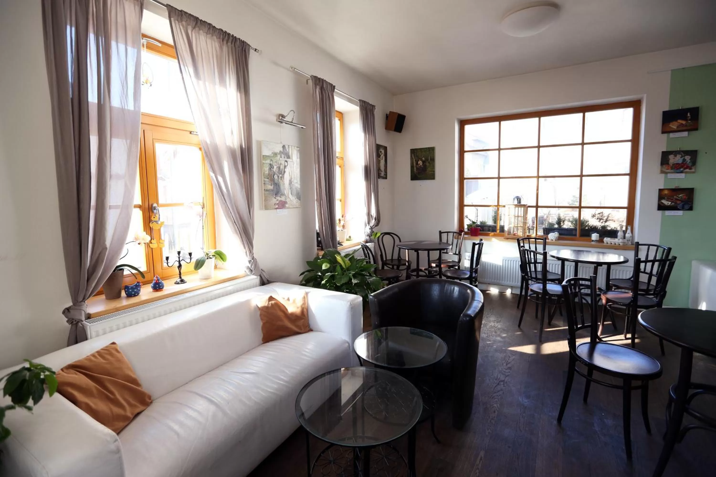 Restaurant/places to eat in Apartmány Malý mnich