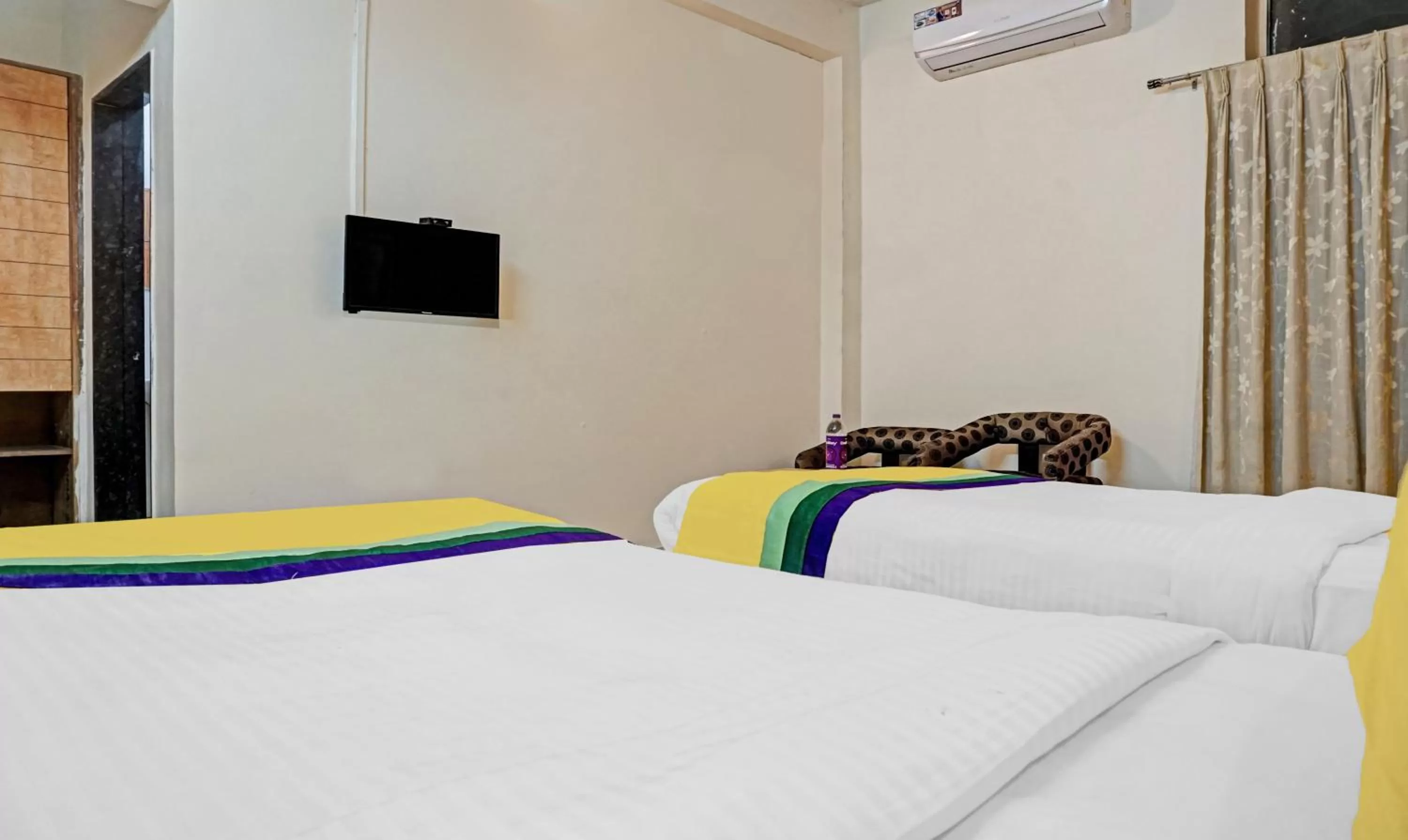 Bedroom, Bed in Itsy Hotels Ranjeet