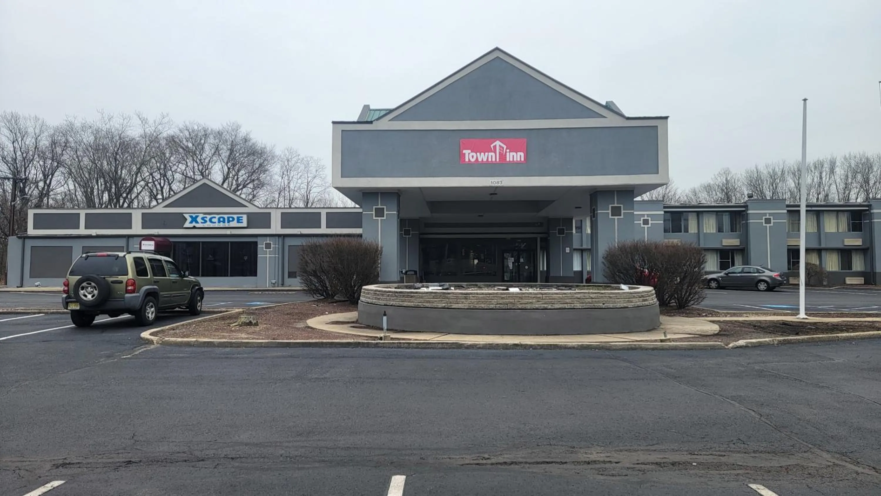 Property building in Town Inn