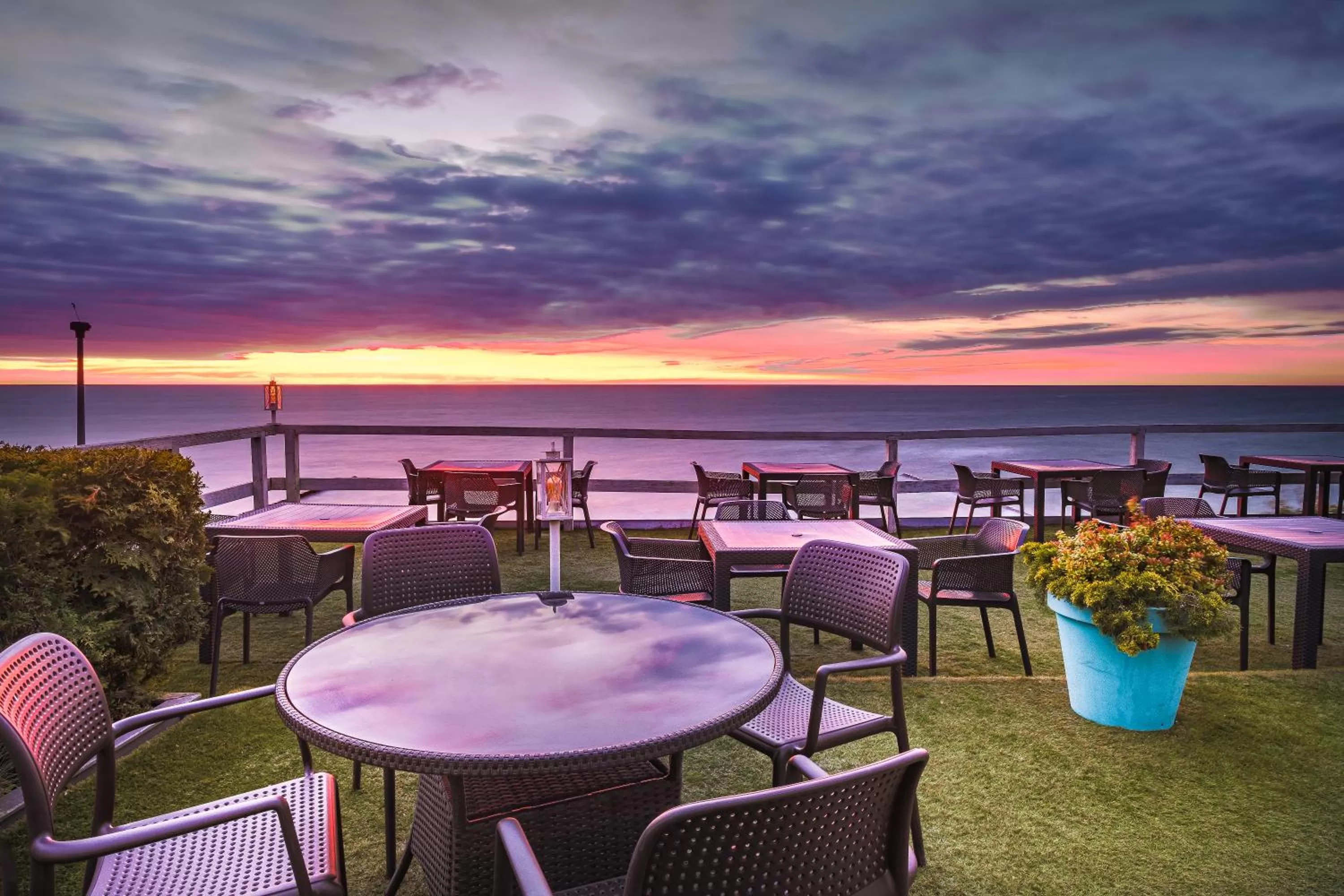 Restaurant/places to eat in Max Health Resort SPA